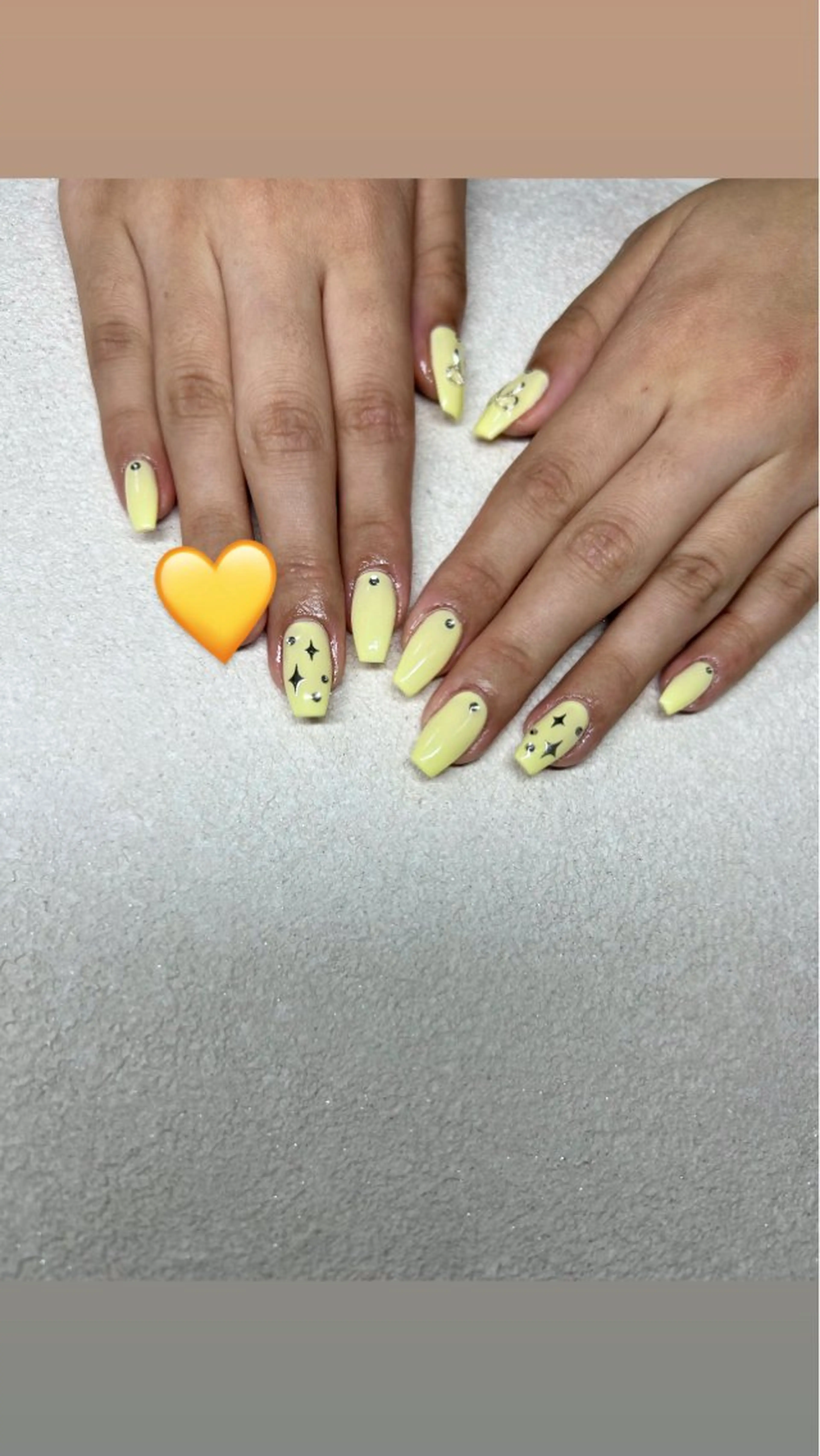 ネイル ANELA mのネイルデザイン