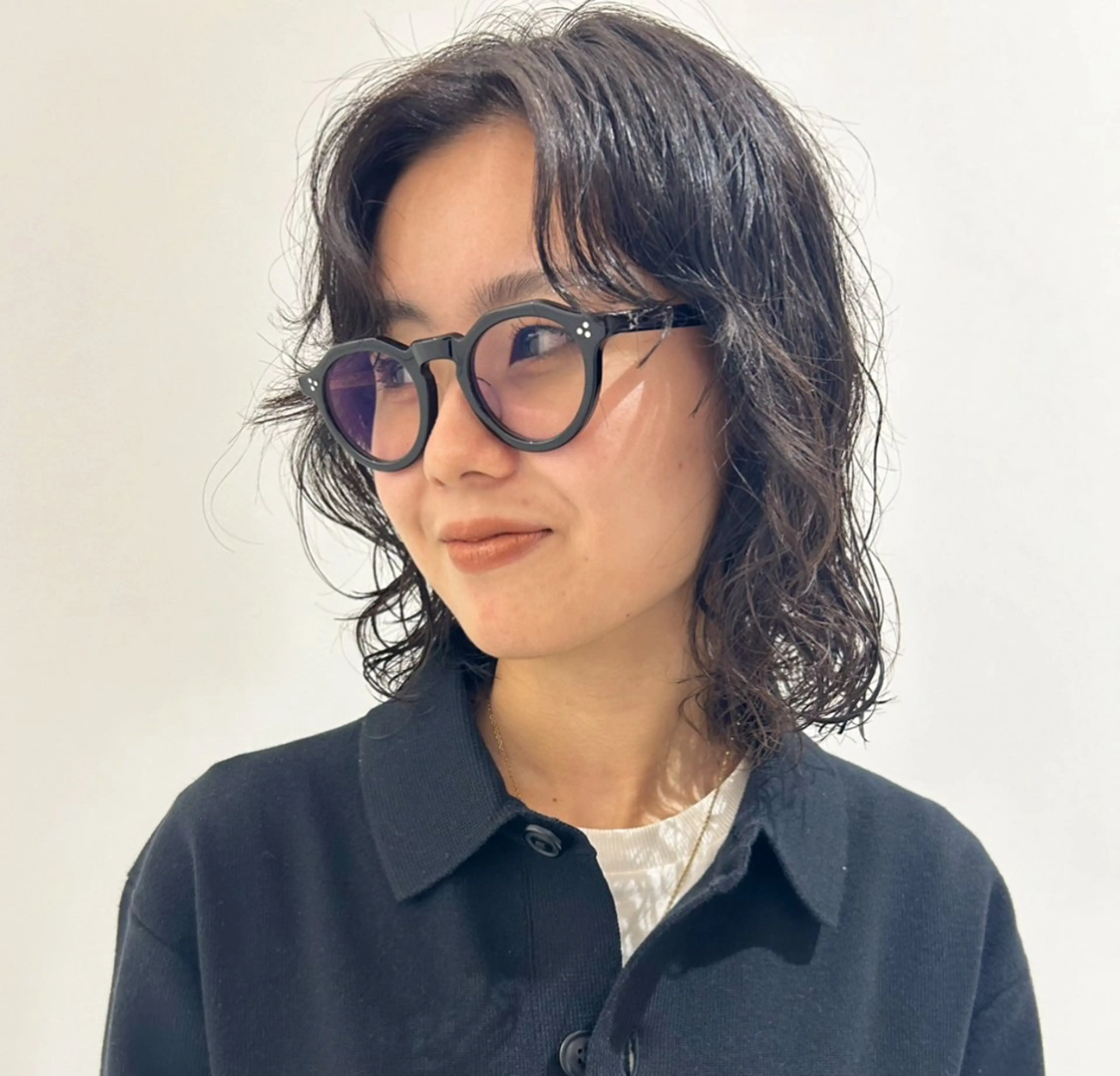 ミディアム パーマ ミディアムパーマ カット パーマ ハイトーン/ブリーチ 似合せカット/パーマのヘアスタイル