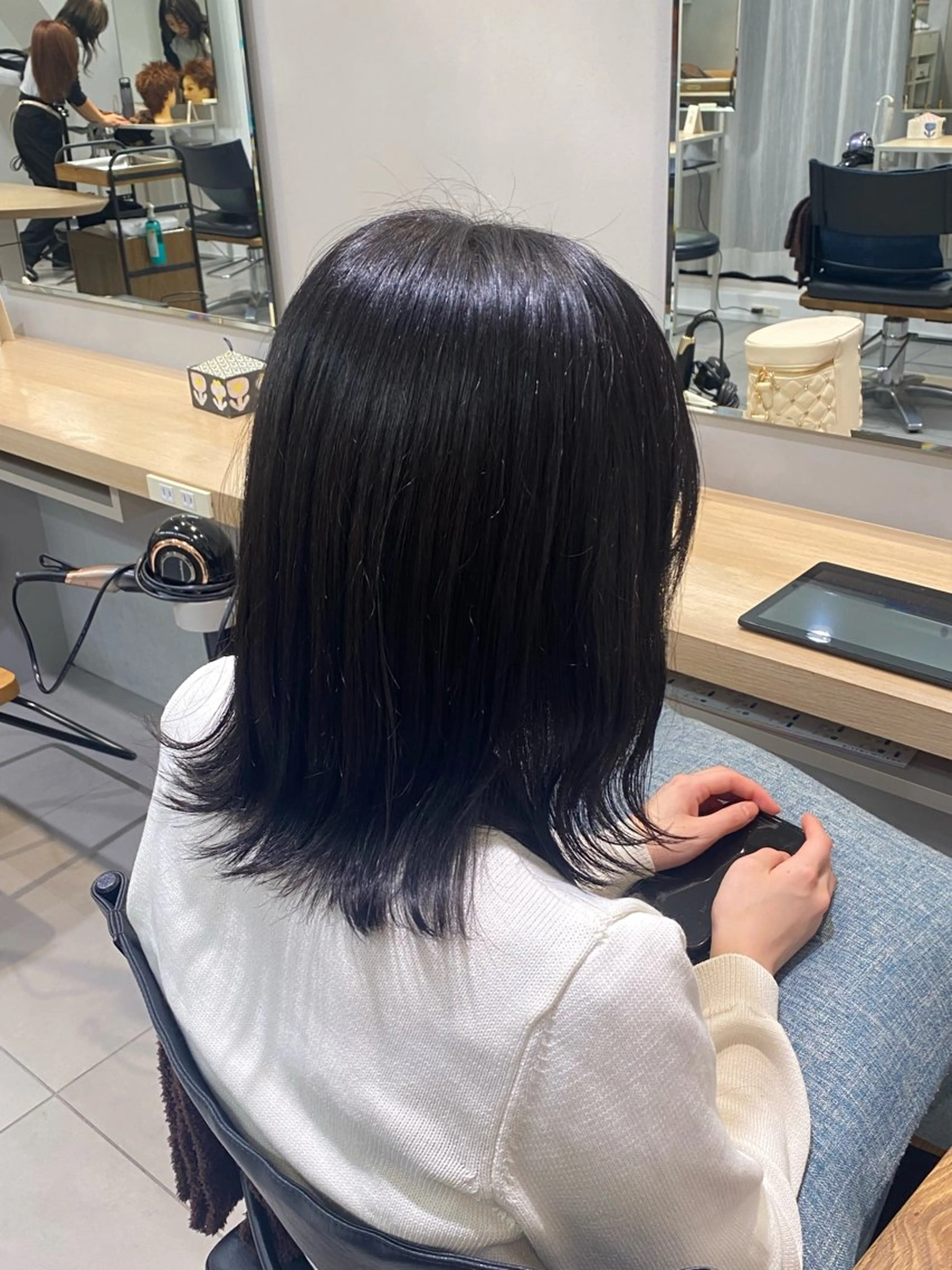 カラー 透明感カラー Heil所属・アカネ(現在すぐ予約 のみご案内中)のヘアスタイル