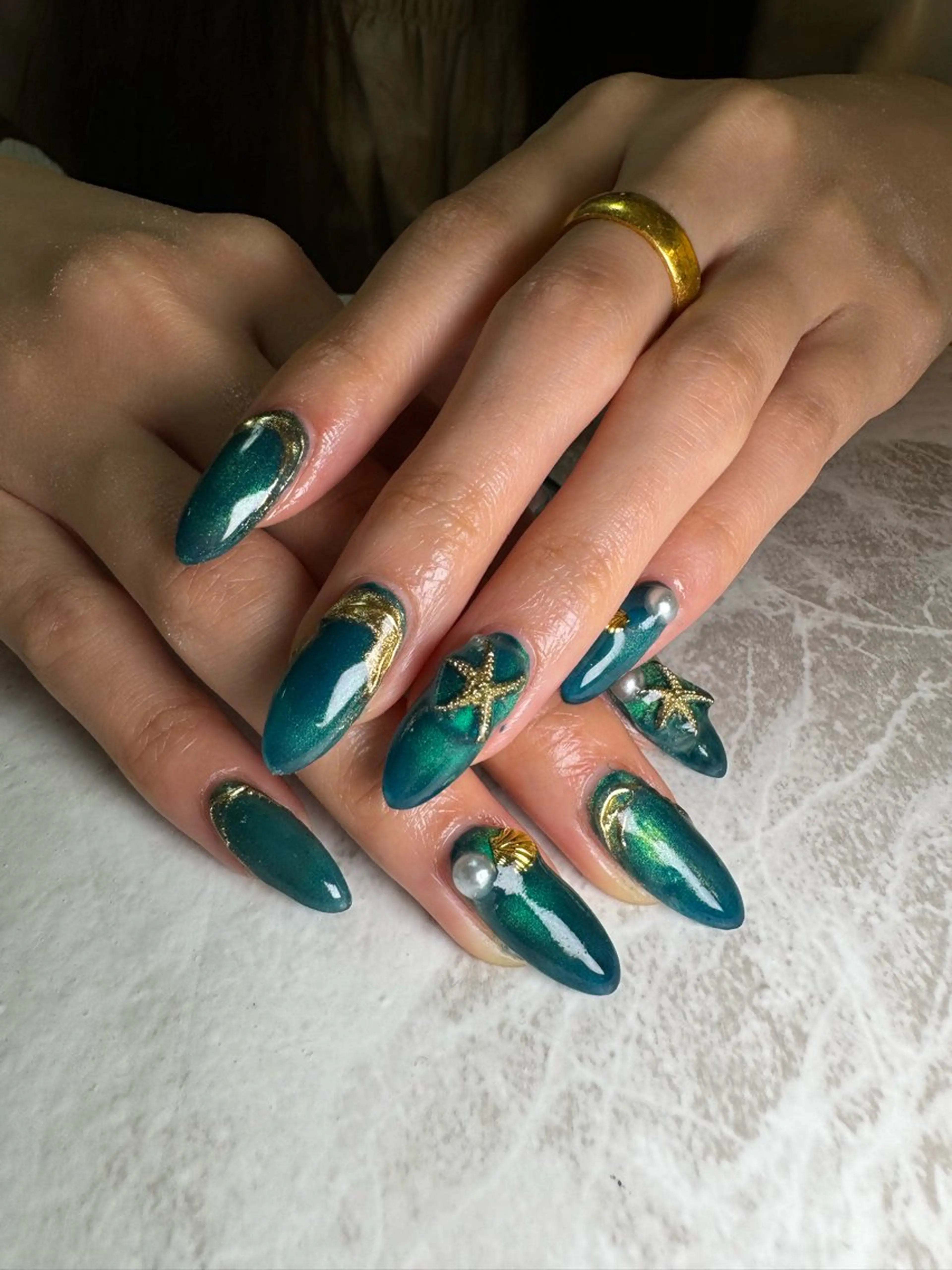 ネイル ハンドネイル YOUTH nails waxing所属・YOUTH natsumiのネイルデザイン