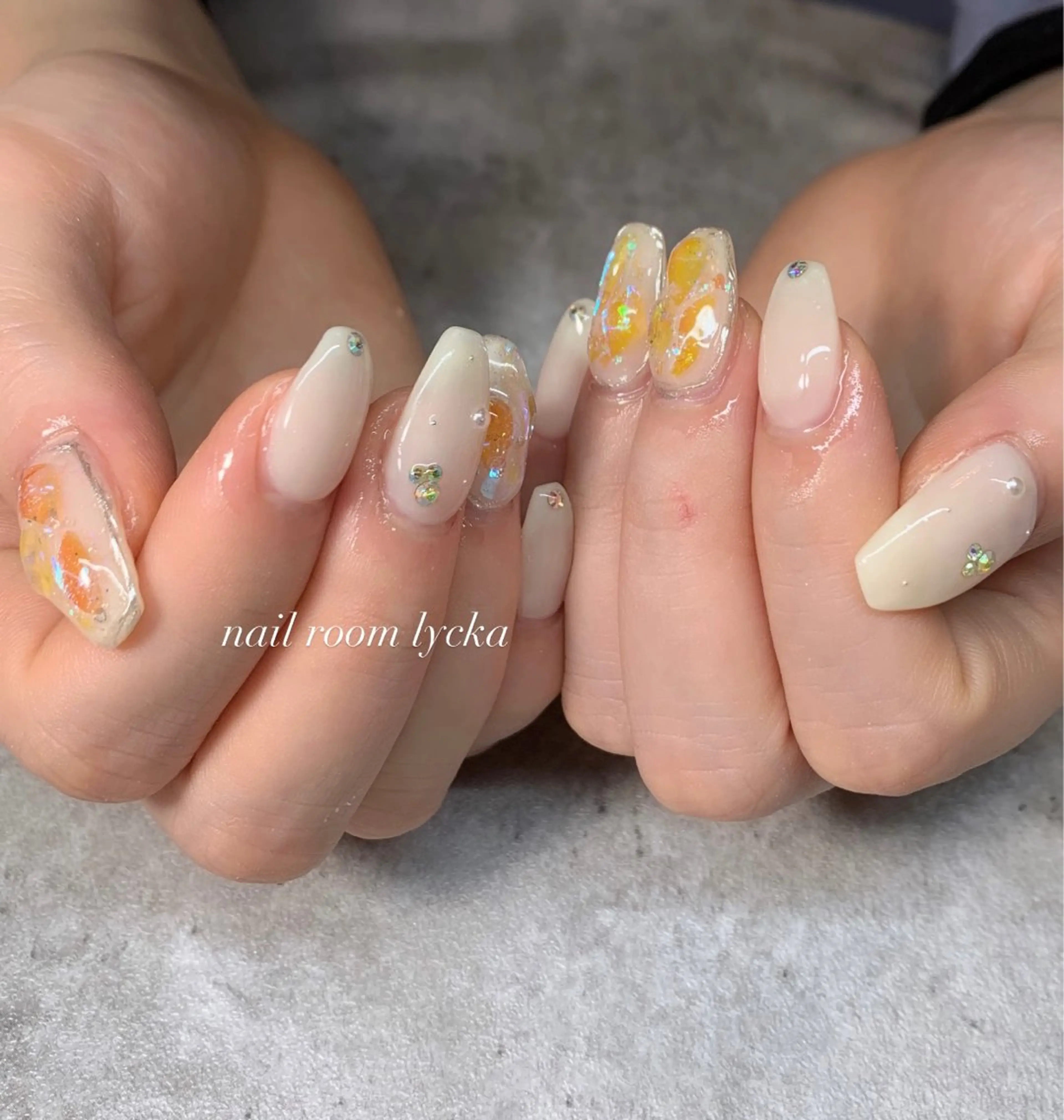 ネイル ﾈｲﾙﾙｰﾑﾘｯｶ 𝐦𝐚𝐲𝐮のネイルデザイン