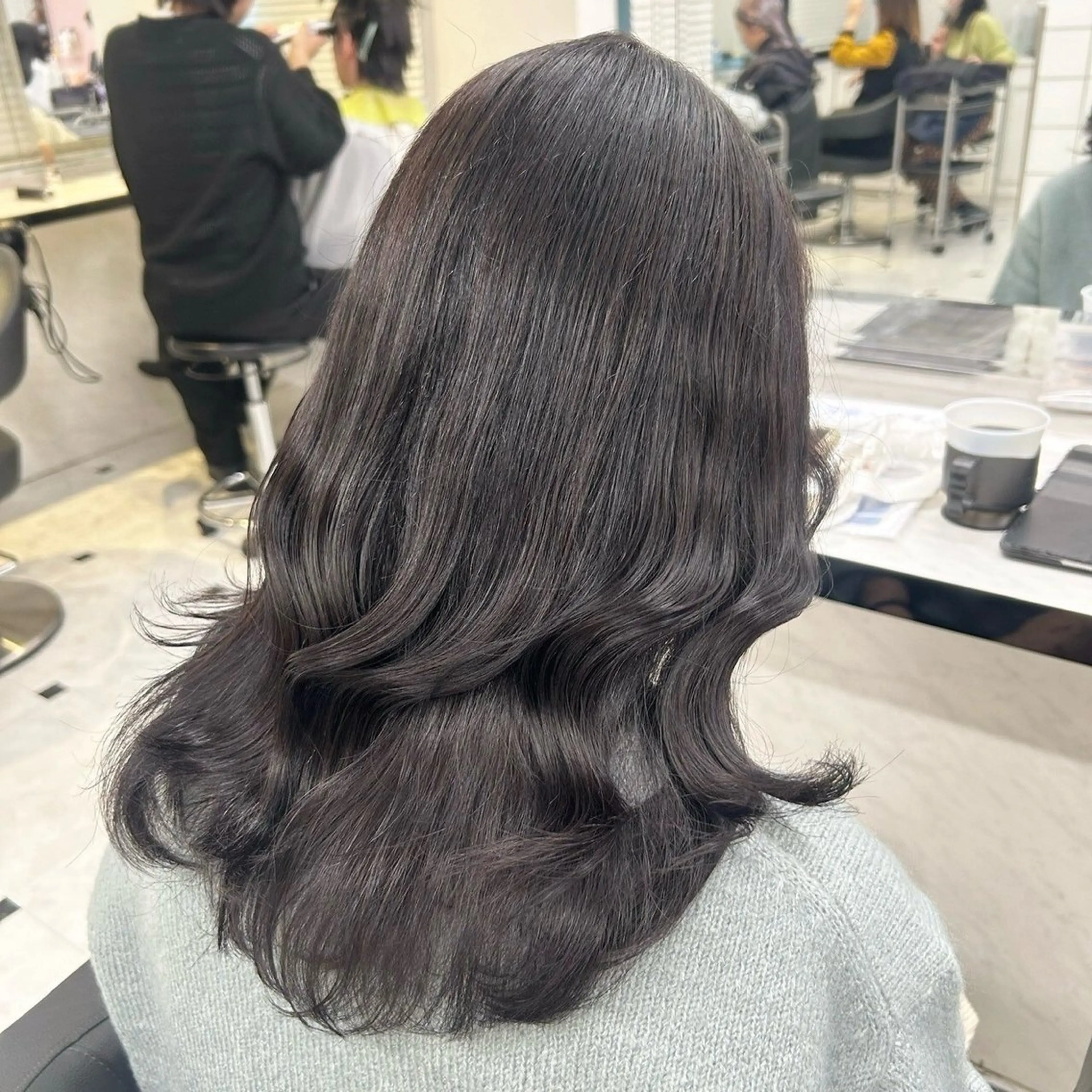 ロング カラー ヘアアレンジ 黒髪 髪質改善 トリートメント 💓ブリーチ特化 透明感💓あい💓のヘアスタイル