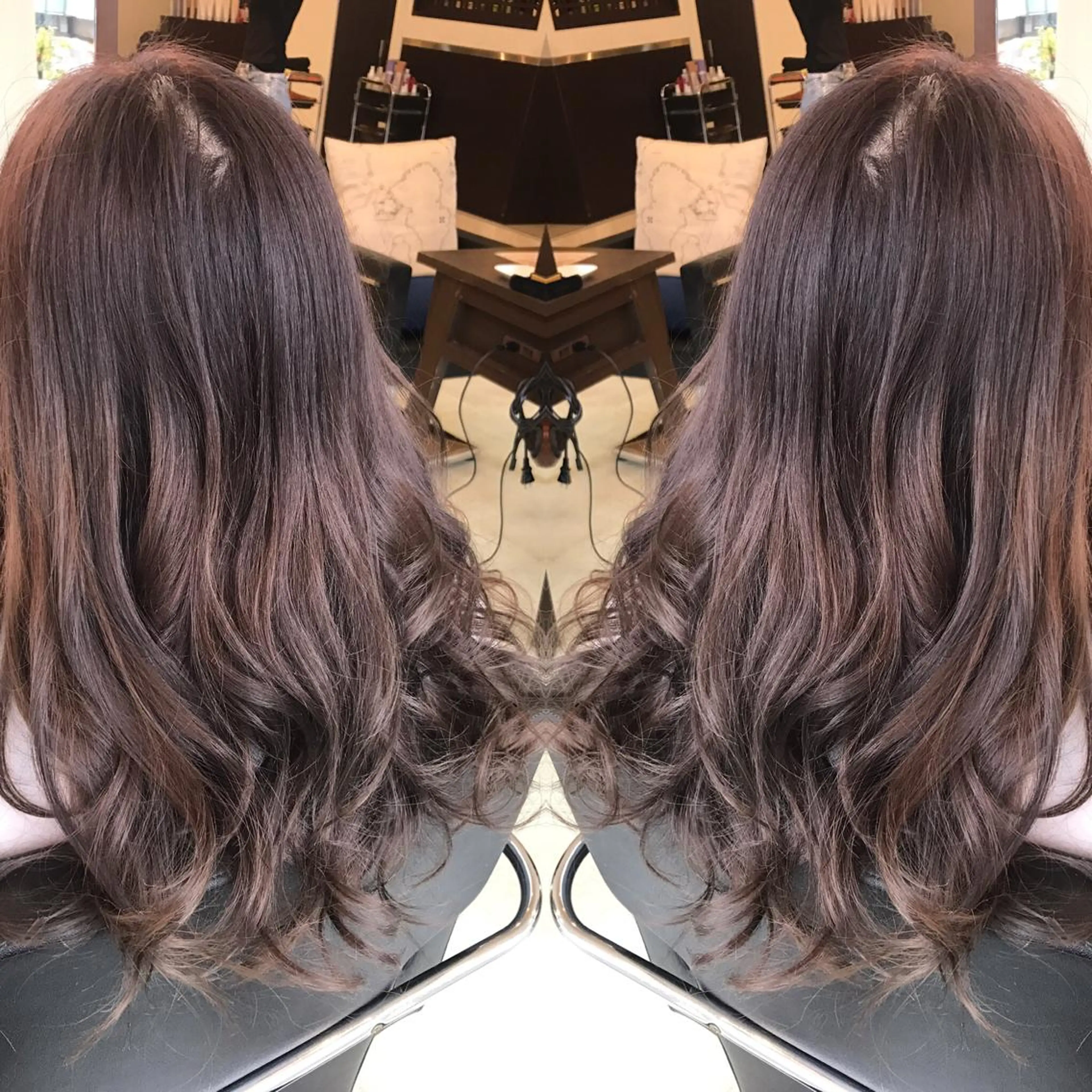 ロング カラー ブリーチ グラデーションカラー パープルカラー GRANLUSSO 岡山駅前 ビックカメラ5階所属・岡本 智次のヘアスタイル