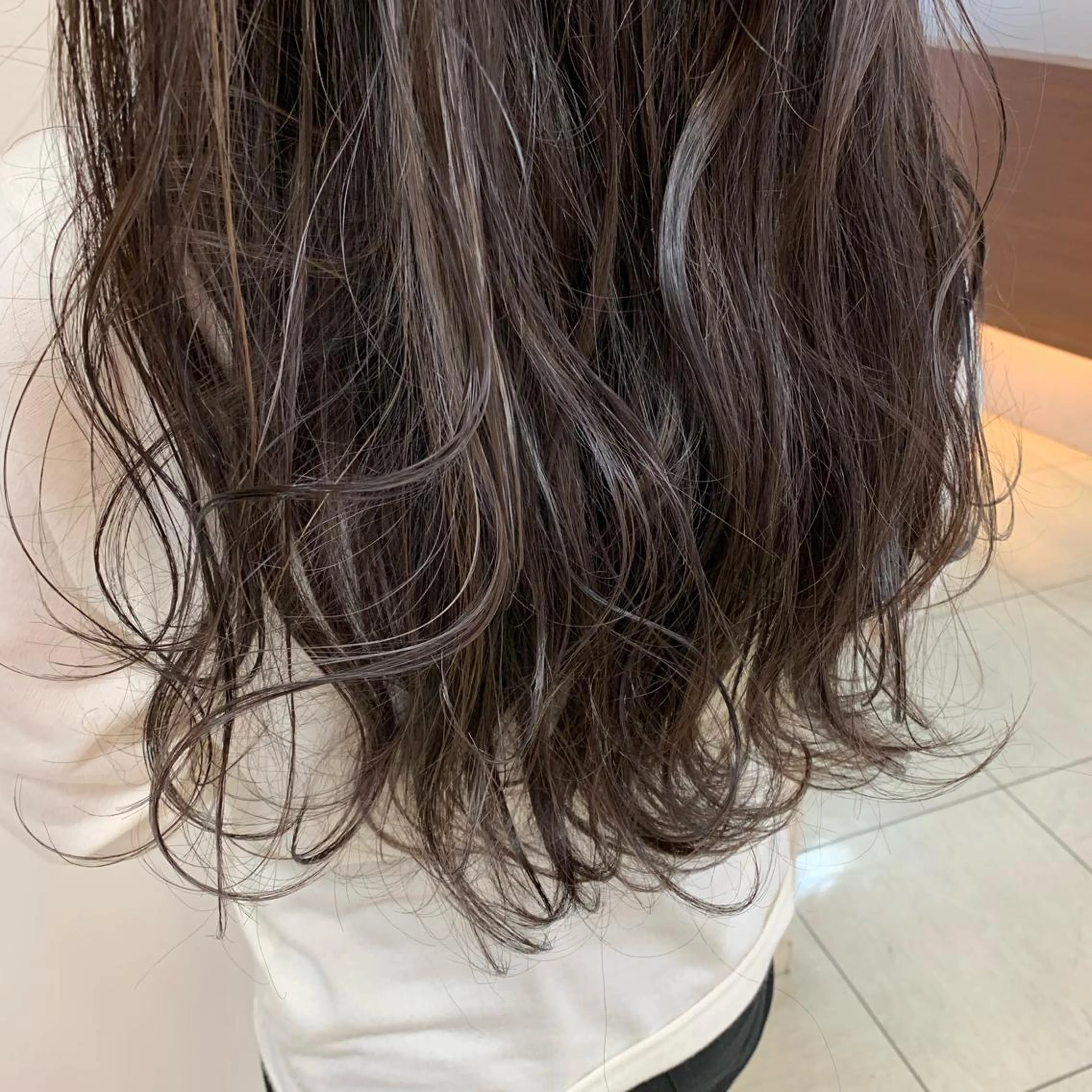 ロング カラー ヘアアレンジ ヘアカラー トリートメント 【Sweep】おじま のぞみのヘアスタイル