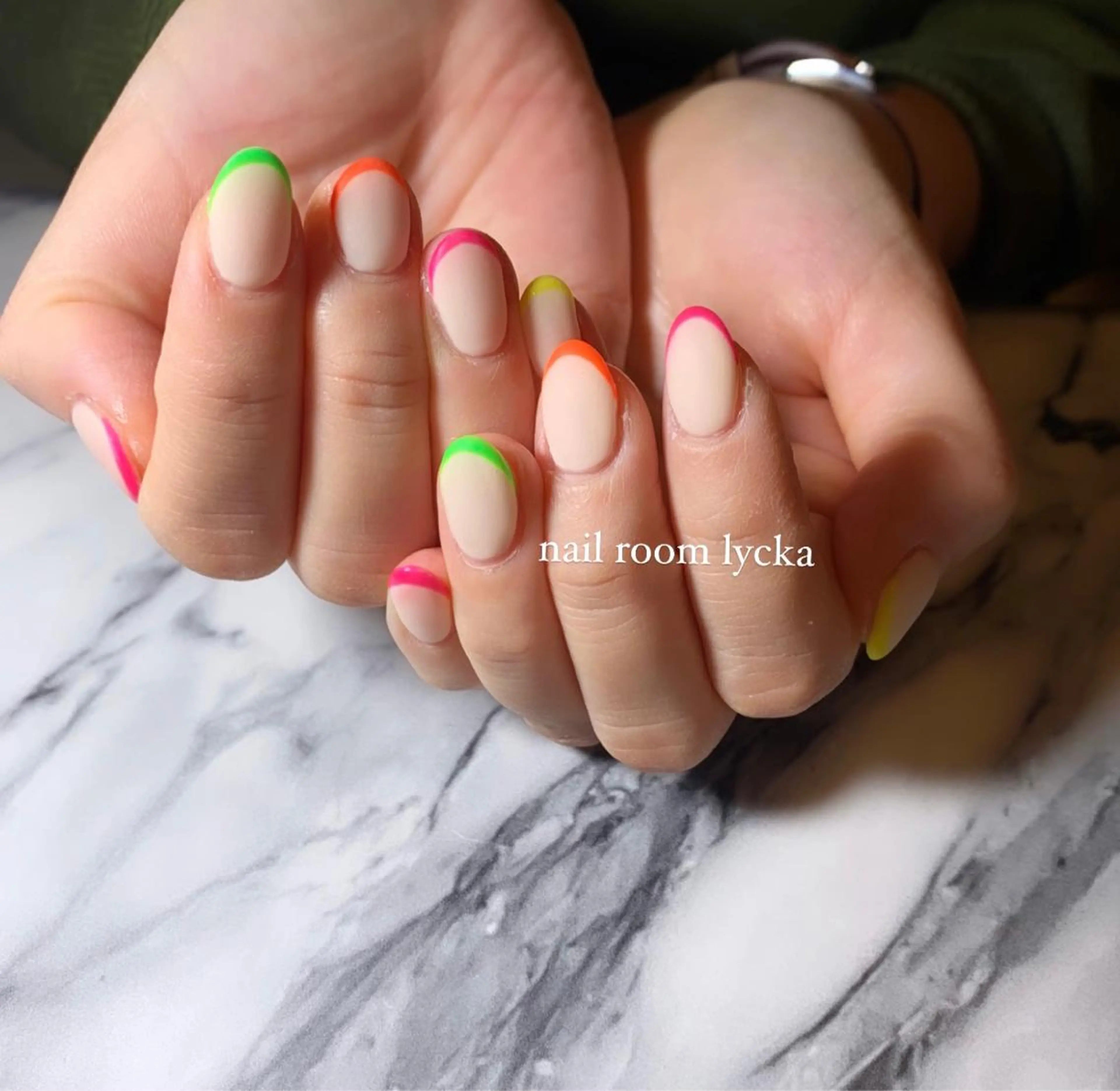 ネイル ﾈｲﾙﾙｰﾑﾘｯｶ 𝐦𝐚𝐲𝐮のネイルデザイン