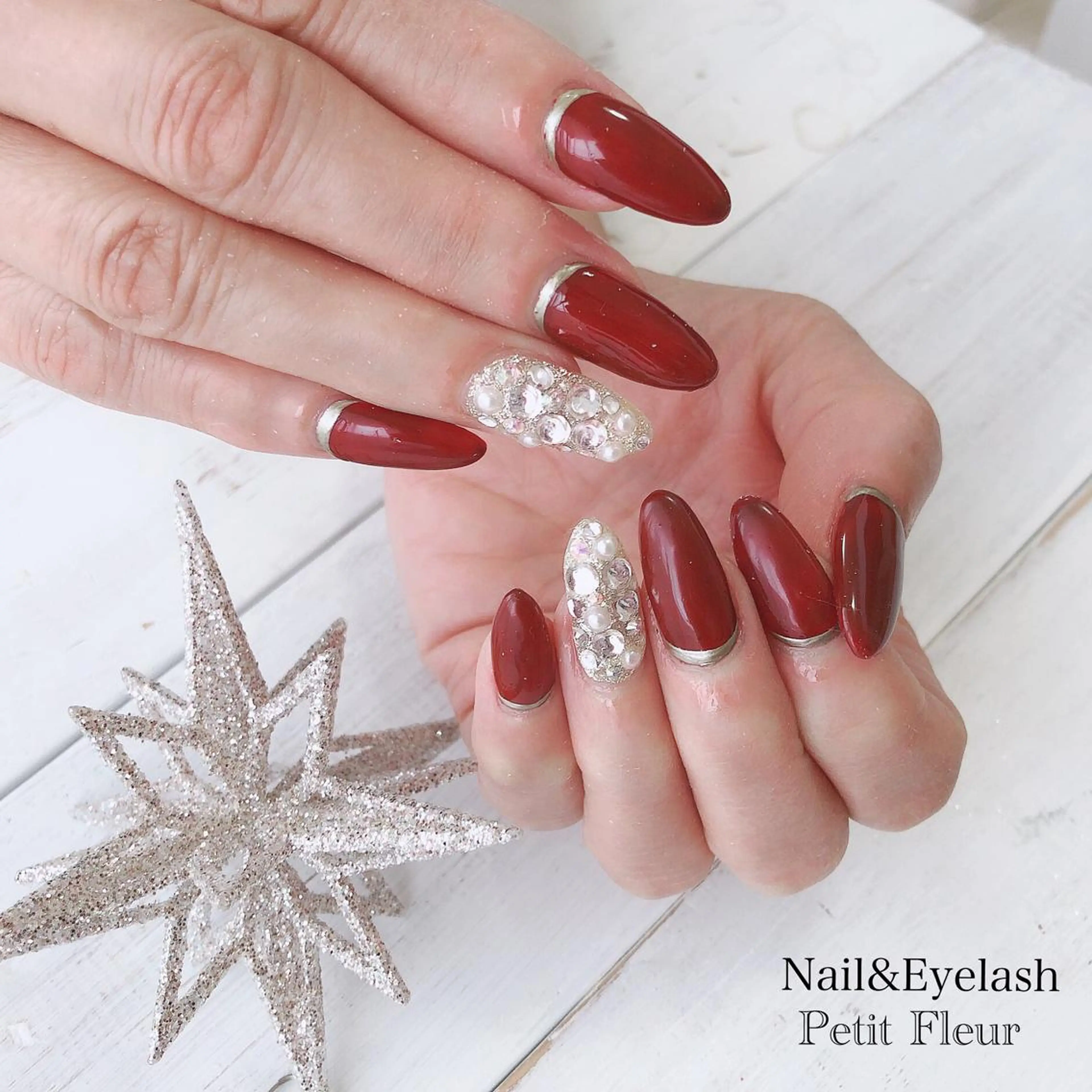 ネイル Petit Fleur所属・青柳 亜梨奈のマツエク・マツパデザイン