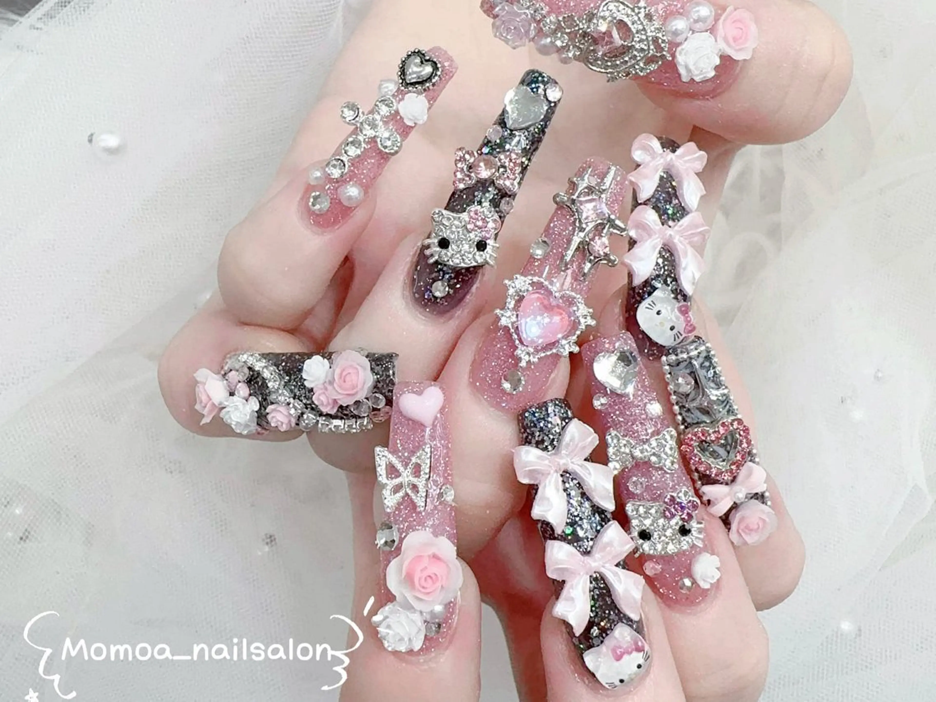 ネイル ハロウィン キラキラネイル 韓国ネイル スカルプネイル ハンドネイル MoMoA Nail ネイル長さ出し専門店のネイルデザイン