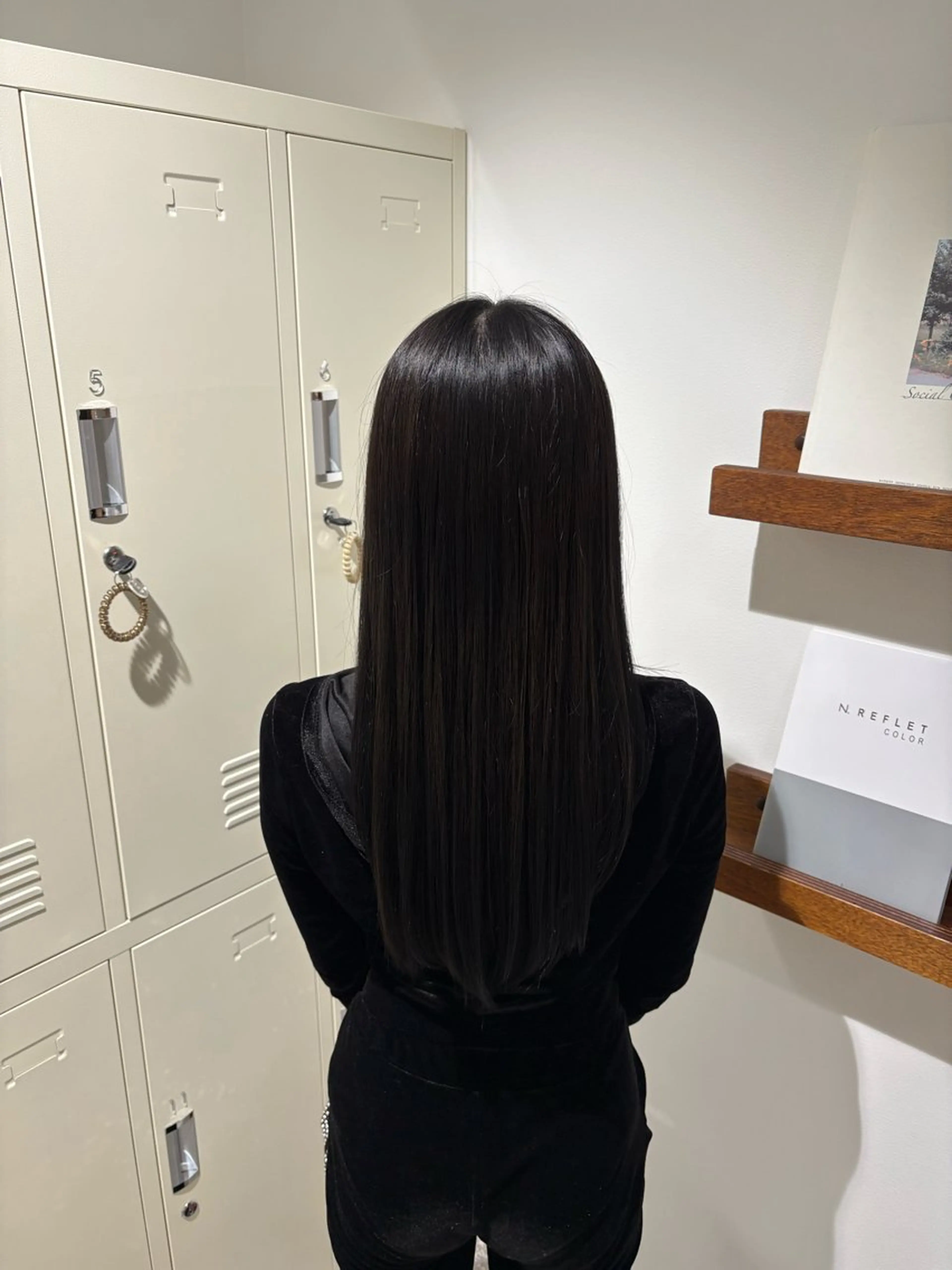 カラー 藤波 愛佳のヘアスタイル