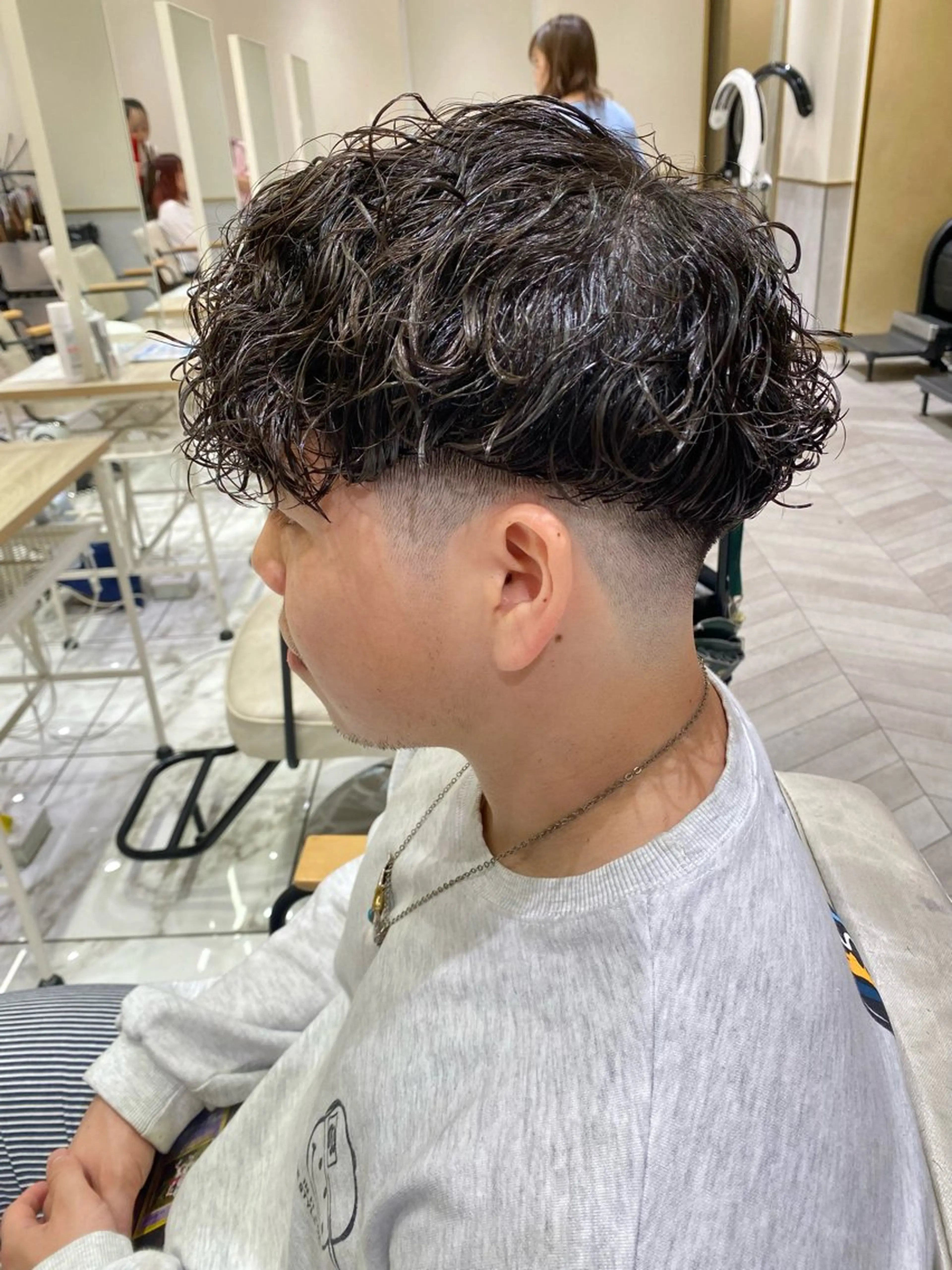 ショート パーマ メンズ カット パーマ 酸スト/フェザー パーマ/三谷海斗のヘアスタイル