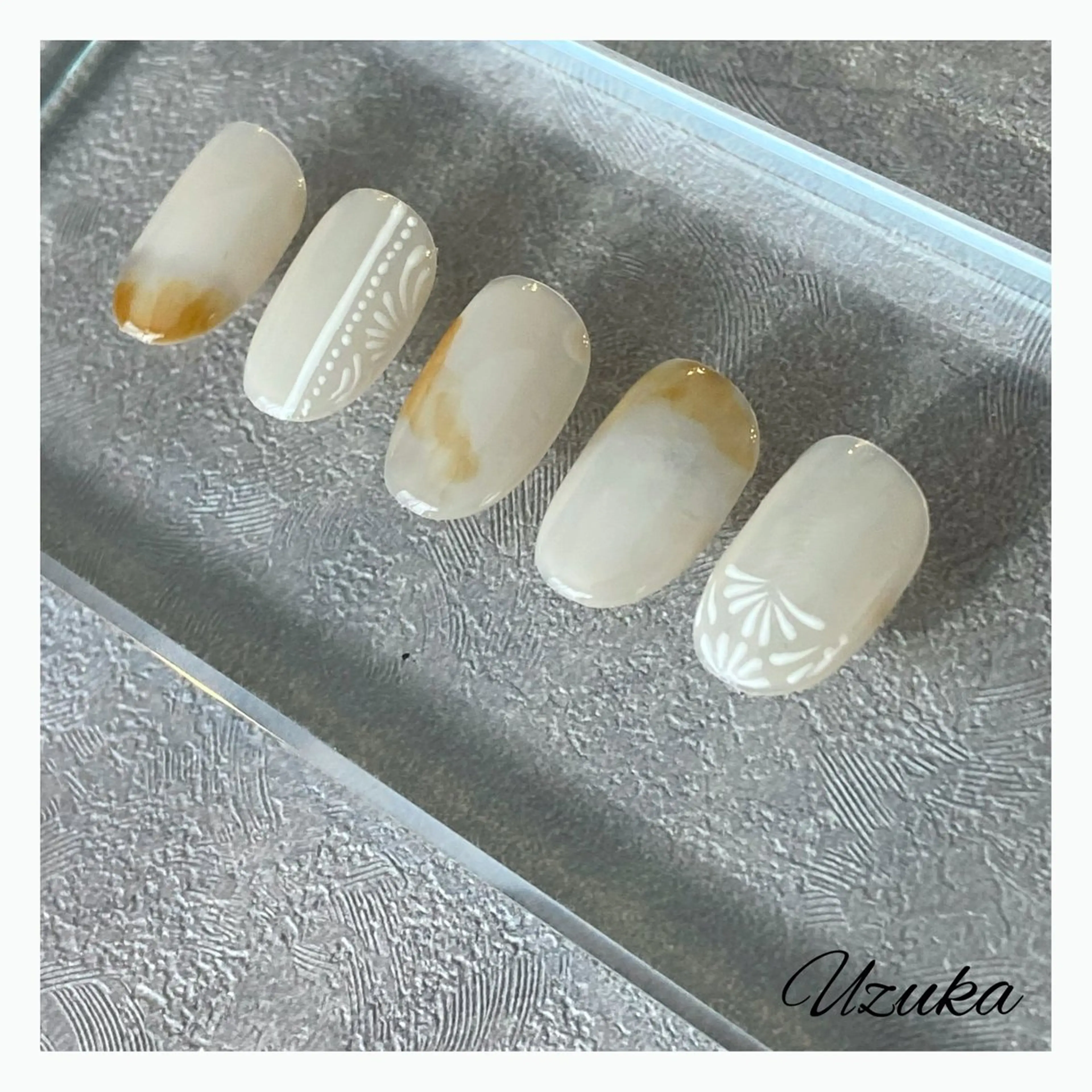 ネイル アートネイル ニュアンスネイル 【 enn 】 Uzuka Yukaのネイルデザイン