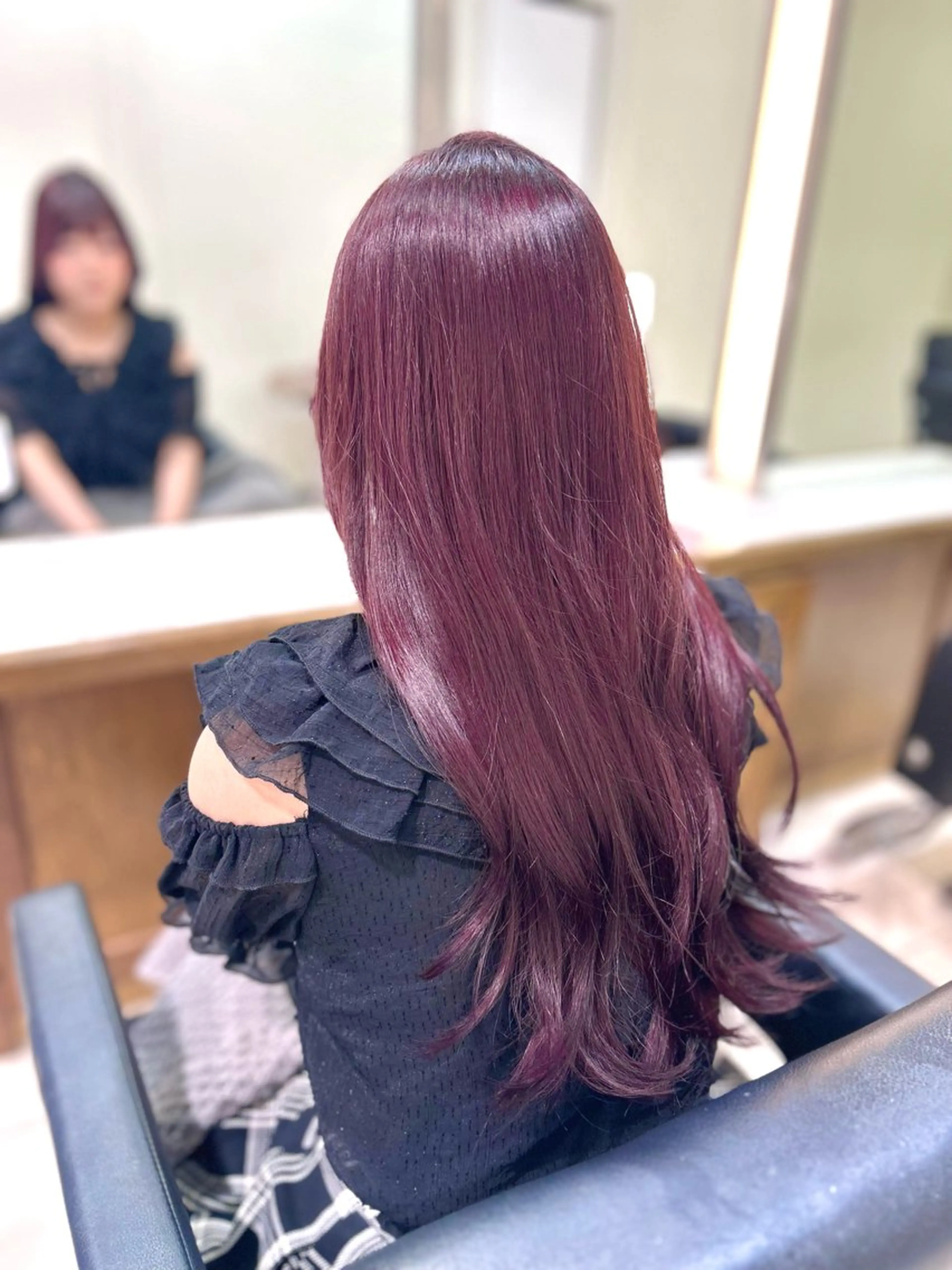 《艶が欲しい方へ》カット＋イルミナカラーで髪に艶を与える美髪に🧊.*･ﾟの写真