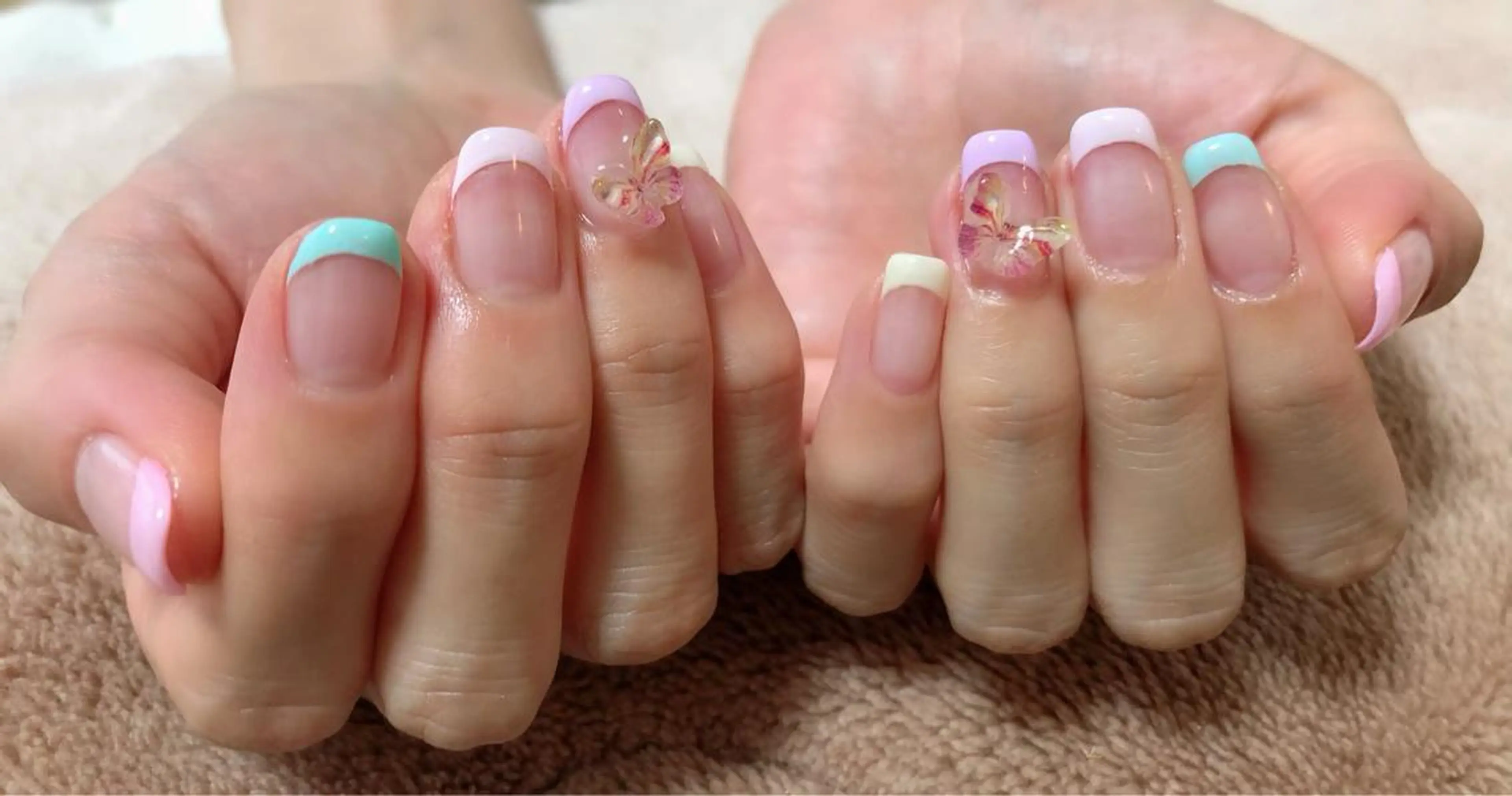 ネイル フレンチネイル ハンドネイル t. yoshizawaのネイルデザイン