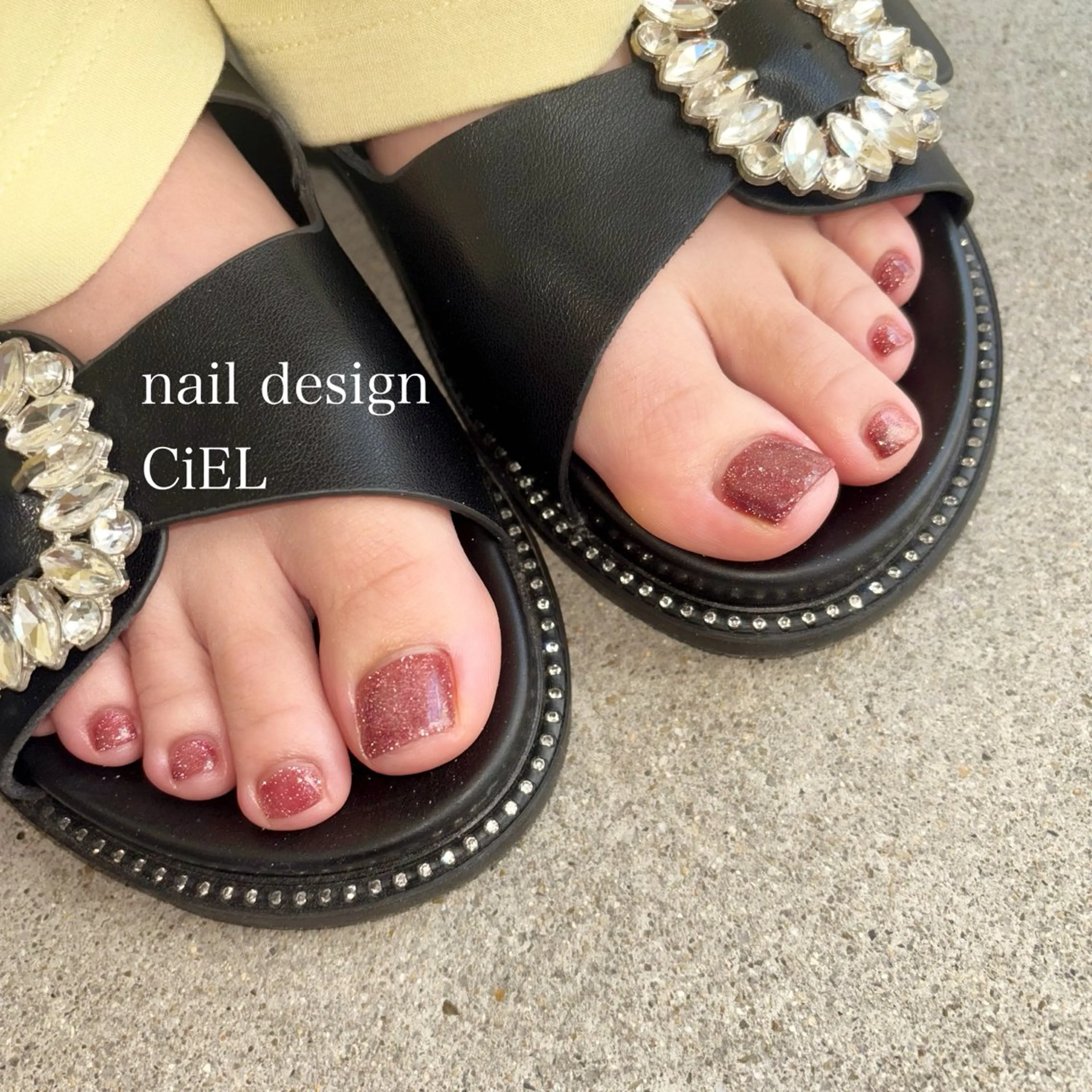 ✴︎ミニモ初回限定✴︎フットネイルの写真