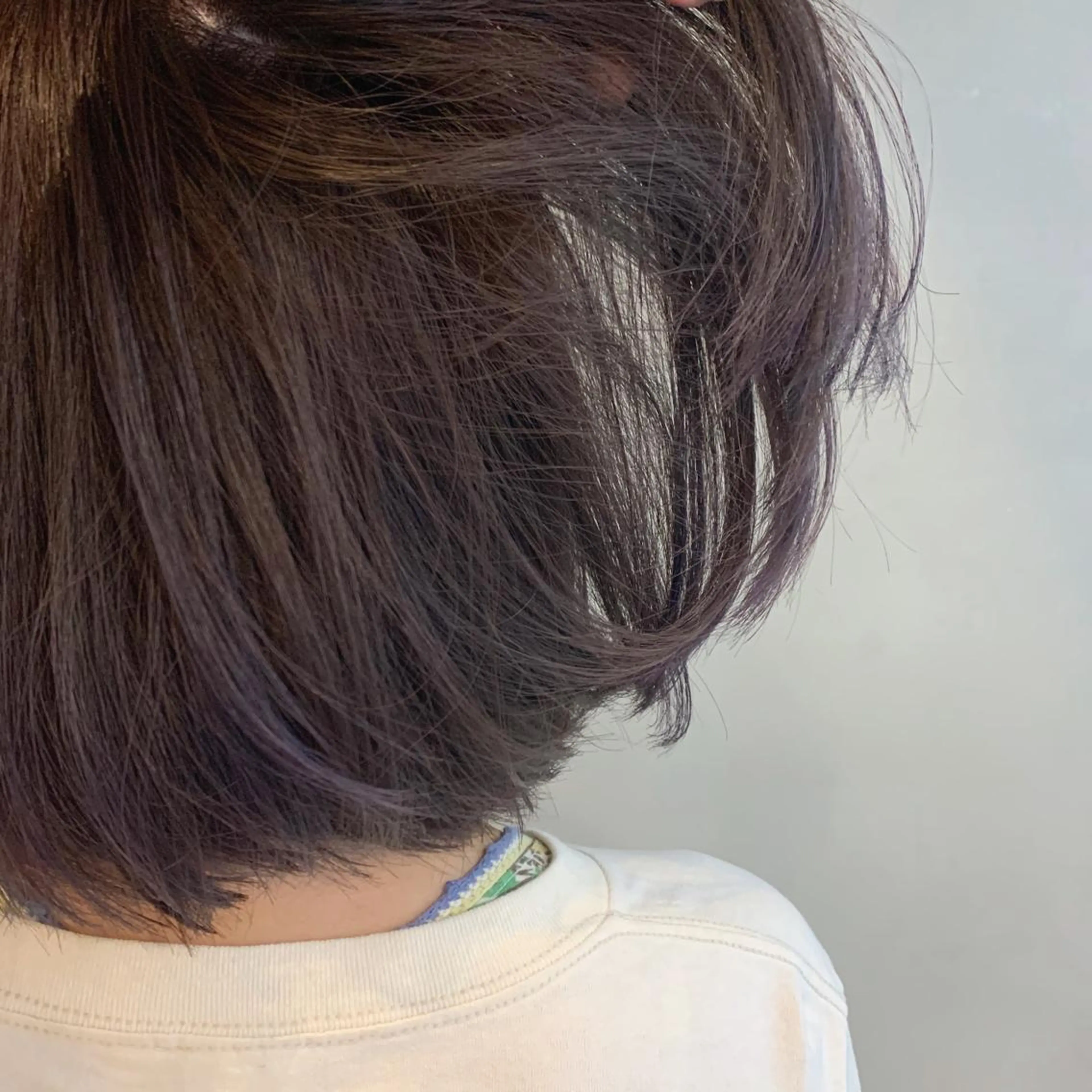 カラー nui所属・ﾚｲﾔｰ.ﾍｱｾｯﾄ 🤍宮本しおりのヘアスタイル