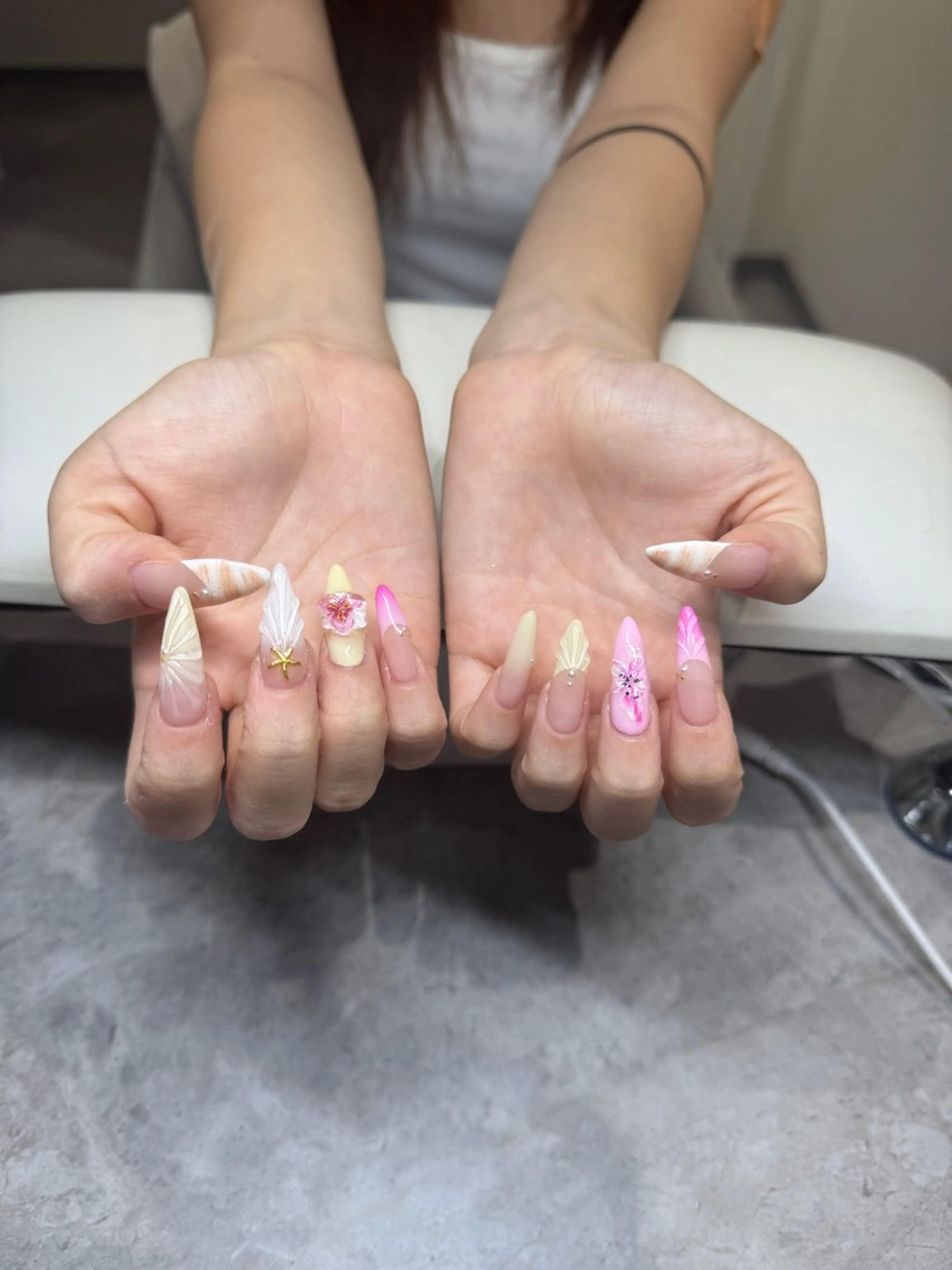 ネイル ぷっくりネイル ハンドネイル IROHA NAIL 北村菜帆のネイルデザイン