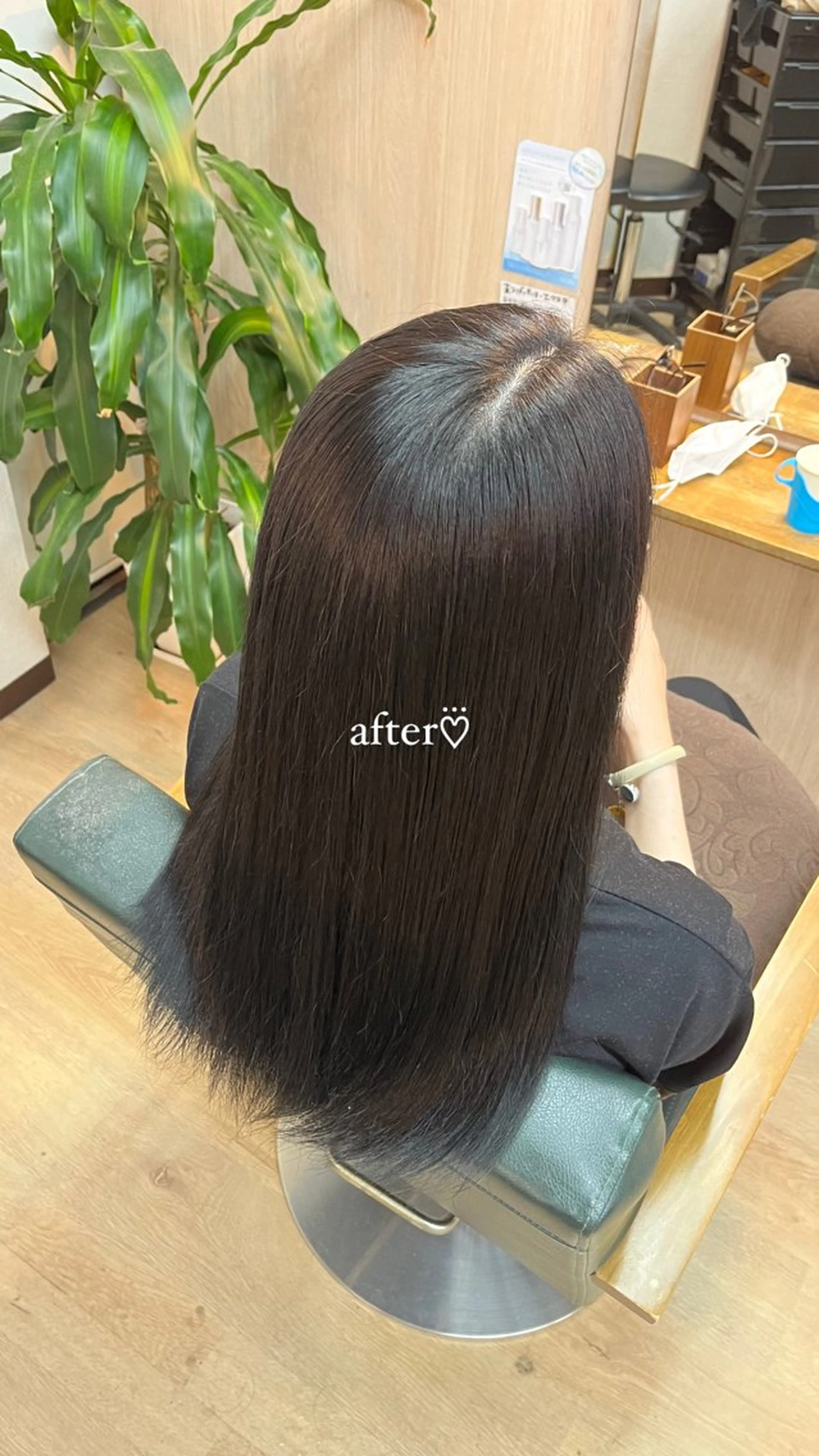 ロング カラー ヘアカラー トリートメント MAHIRU🤍 艶髪･ストレート🫧のヘアスタイル