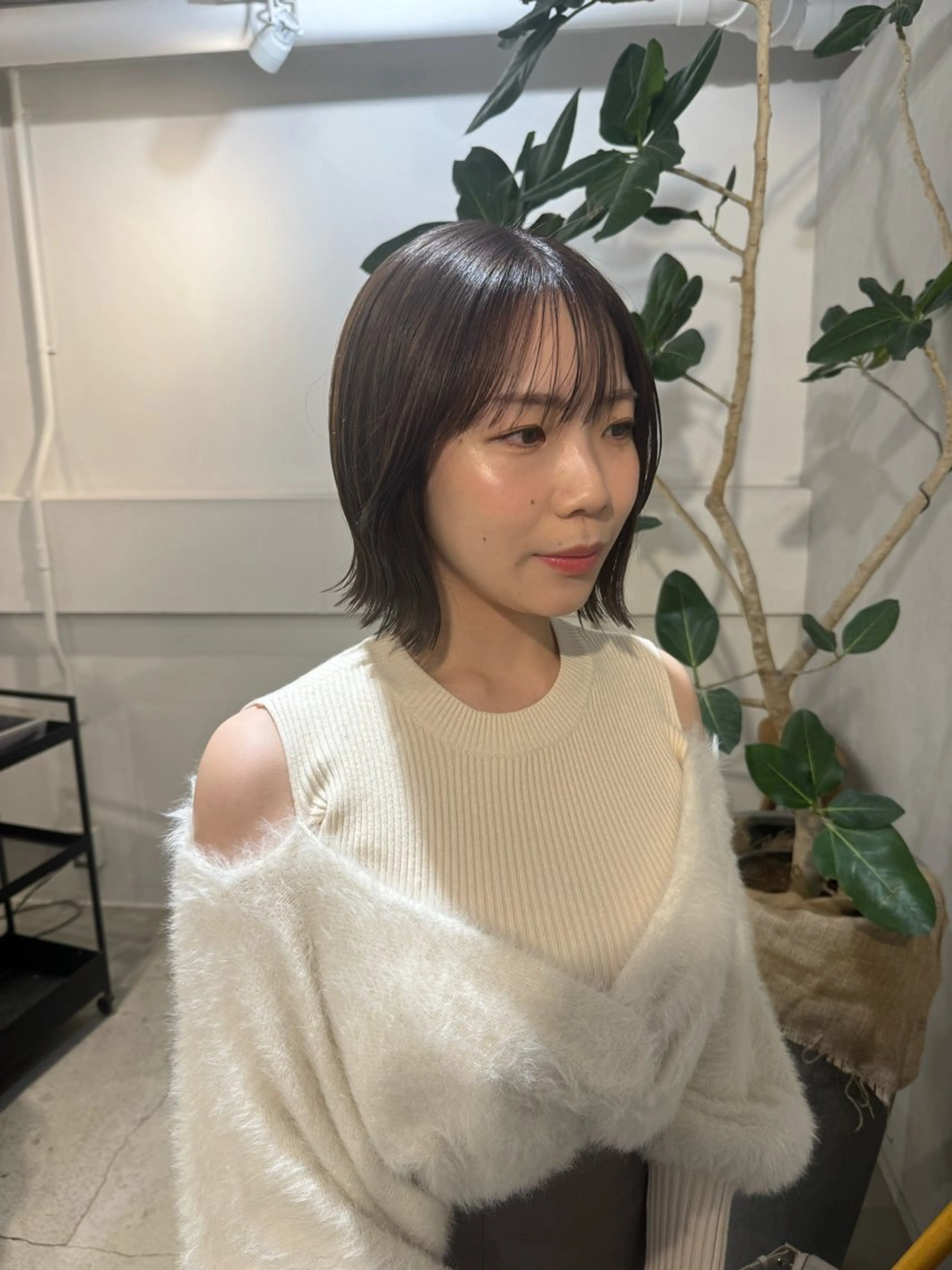 セミロング カット ヘアカラー トリートメント 顔周りcut・ご相談 ＝新宿しずく🇰🇷のヘアスタイル