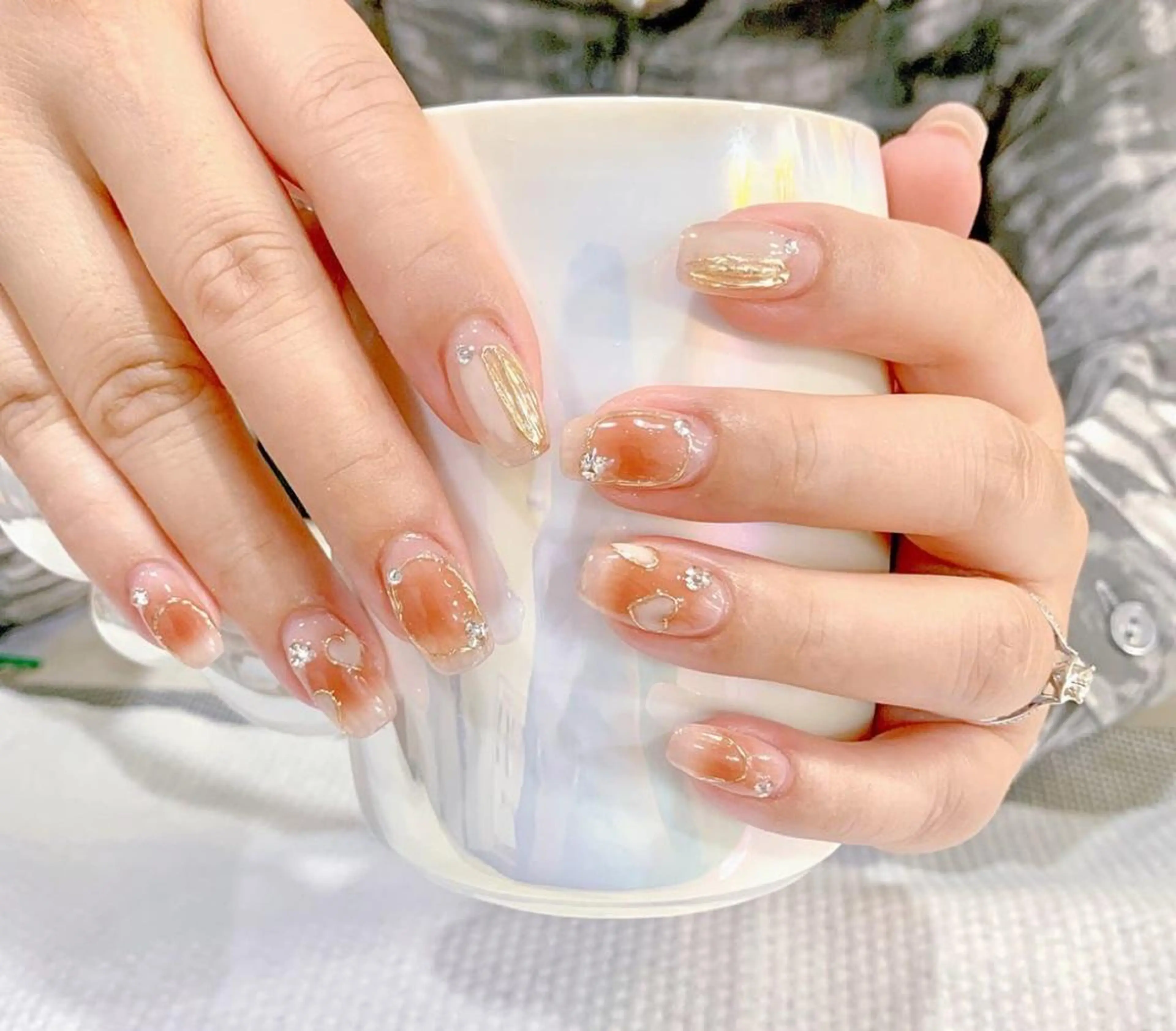 ネイル ハンドネイル AngelChris ビューティーサロンのネイルデザイン