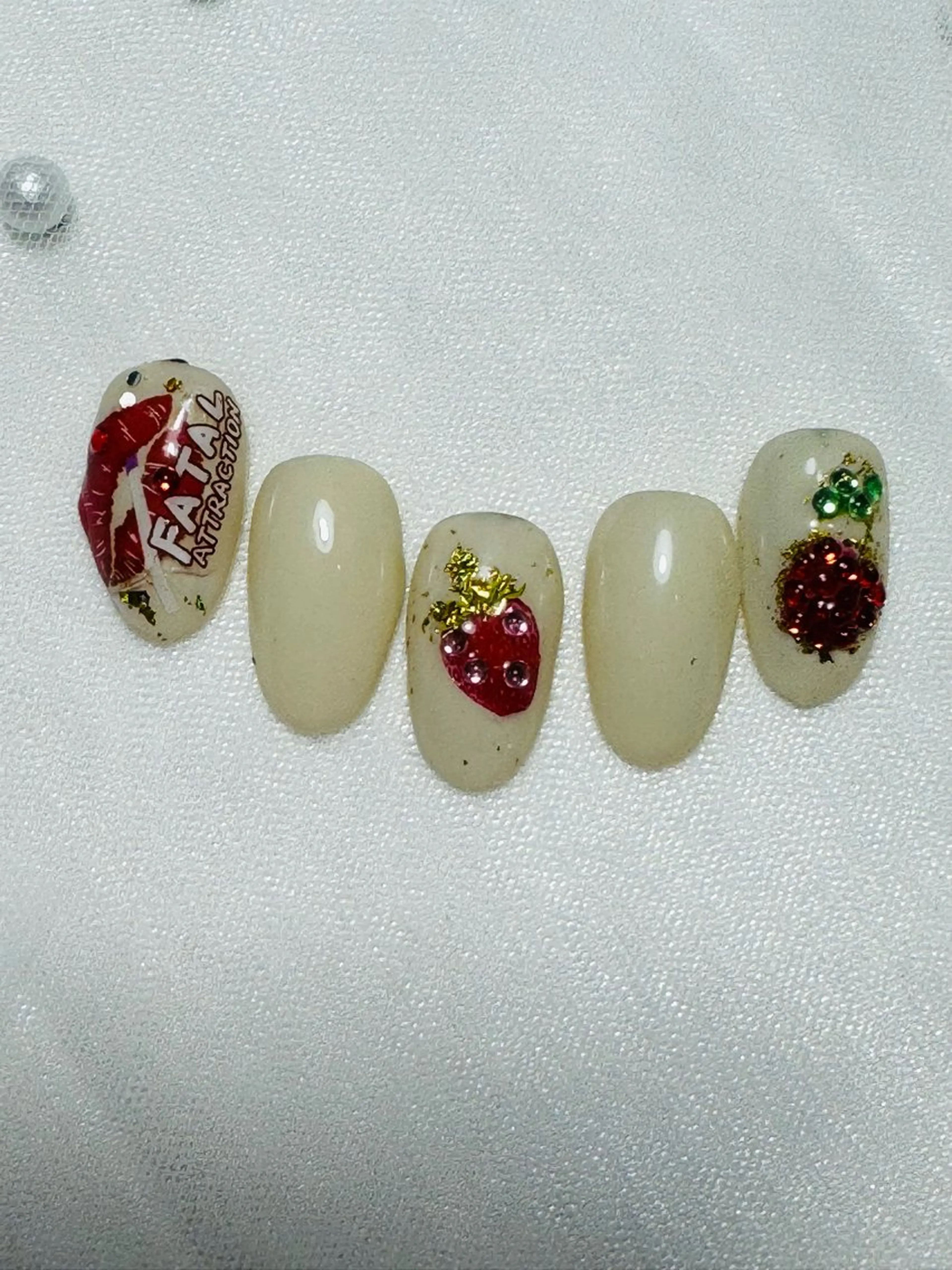 ネイル Regina レジーナのネイルデザイン