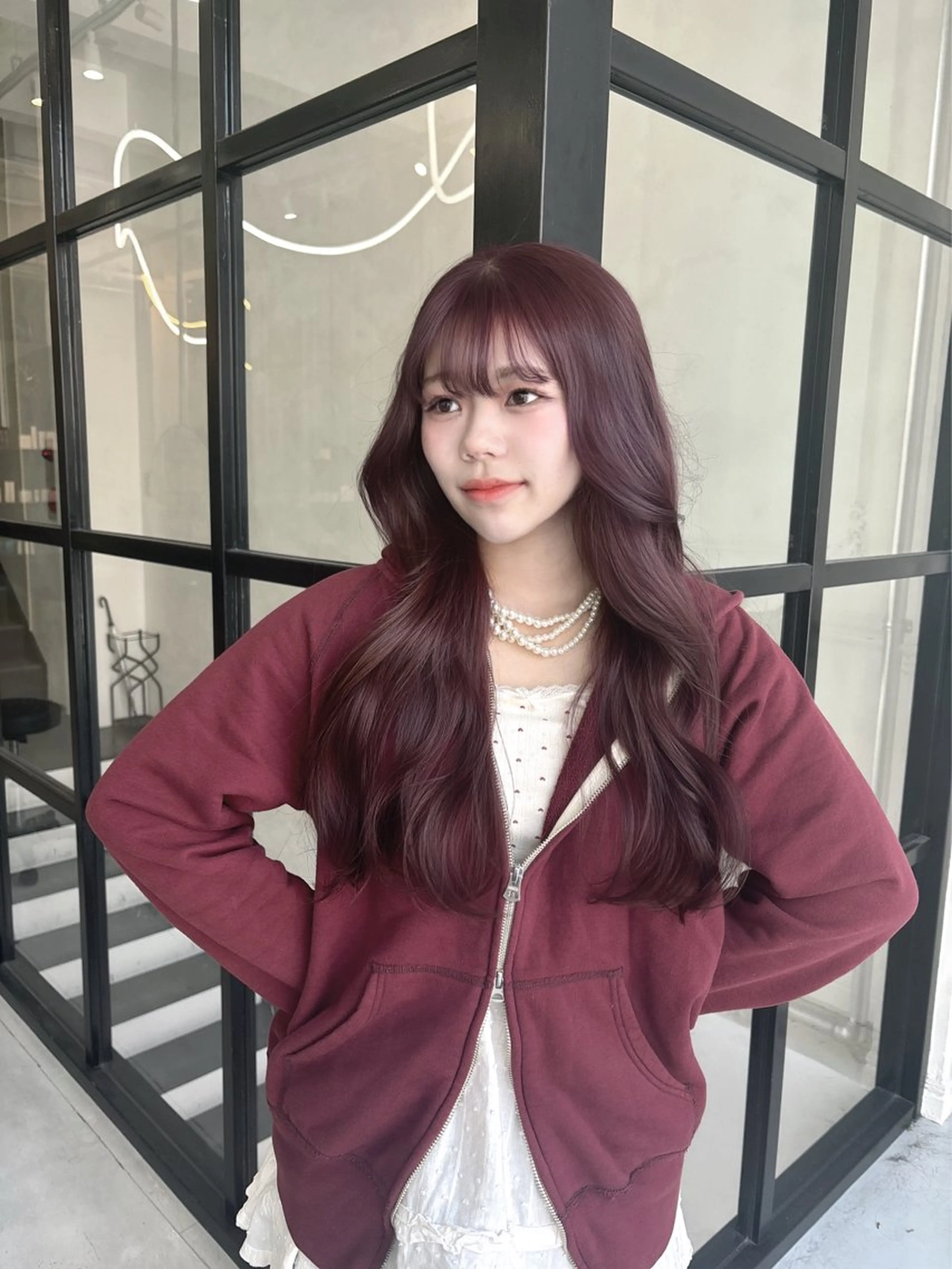 ロング ヘアカラー MaisonHALU さくらのヘアスタイル