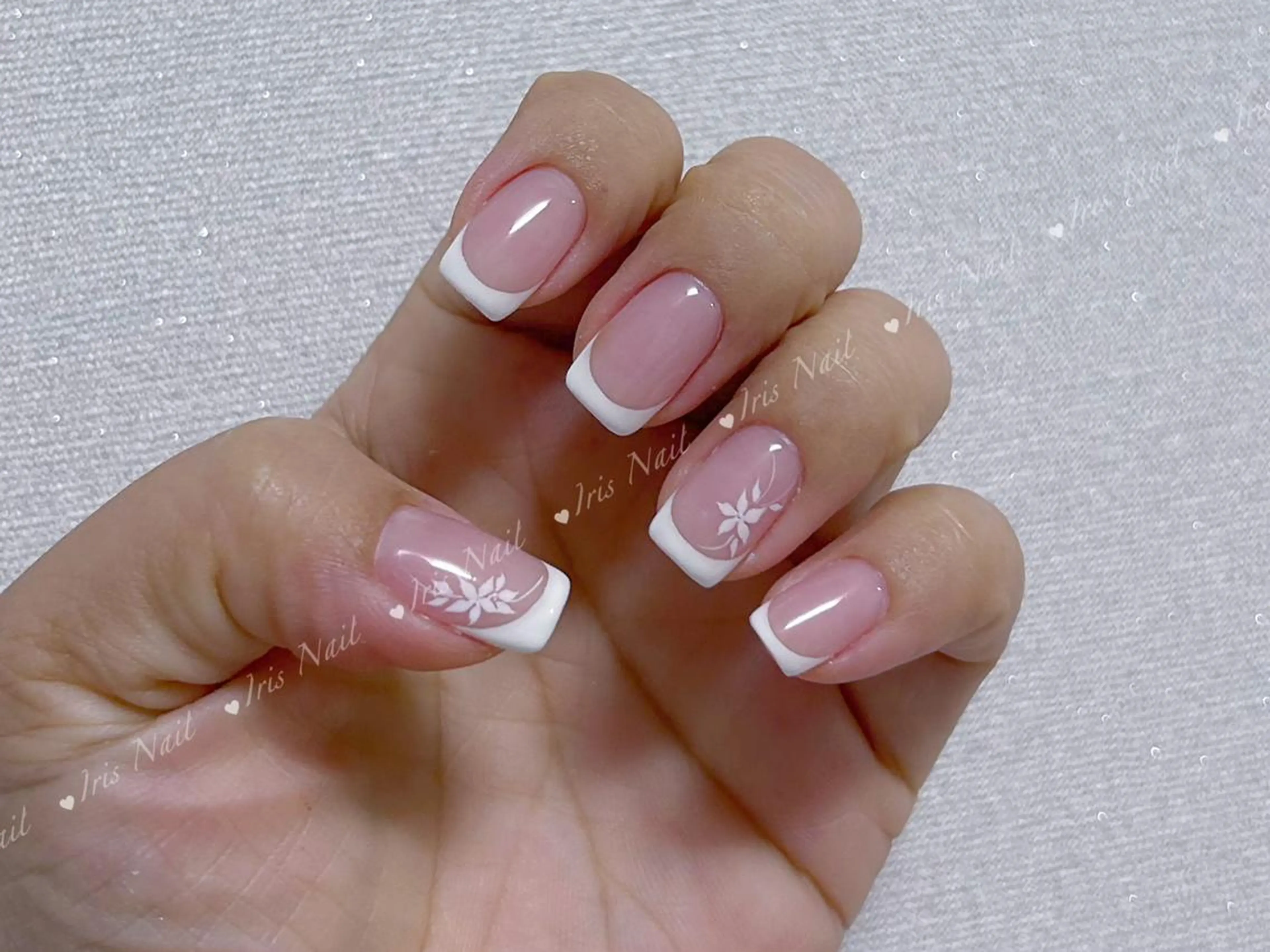 ネイル フレンチネイル シンプルネイル ホワイト ハンドネイル ハンドケア IRIS NAIL大塚のネイルデザイン