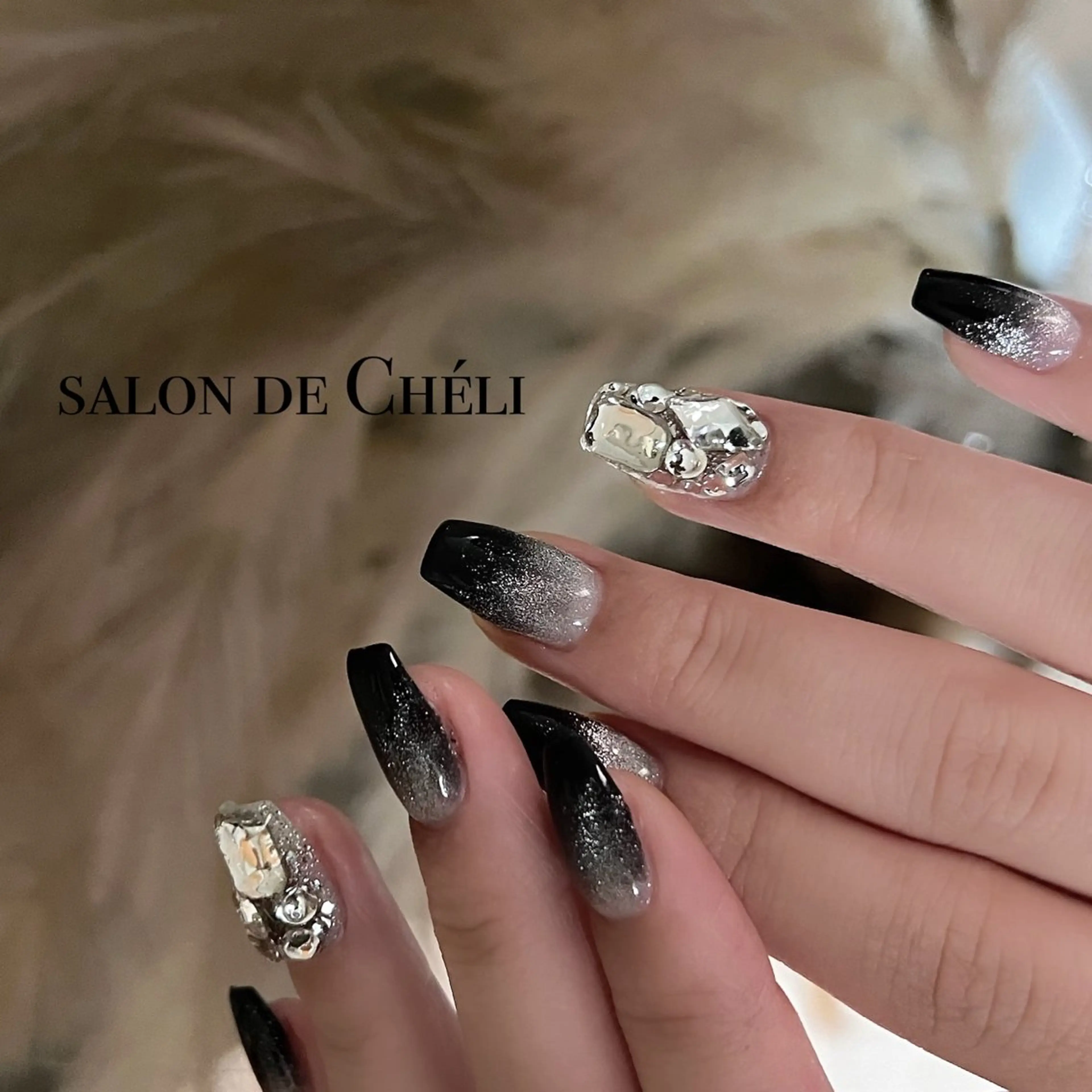 ネイル キラキラネイル ハンドネイル salon de Chéli所属・salon de Cheliのネイルデザイン