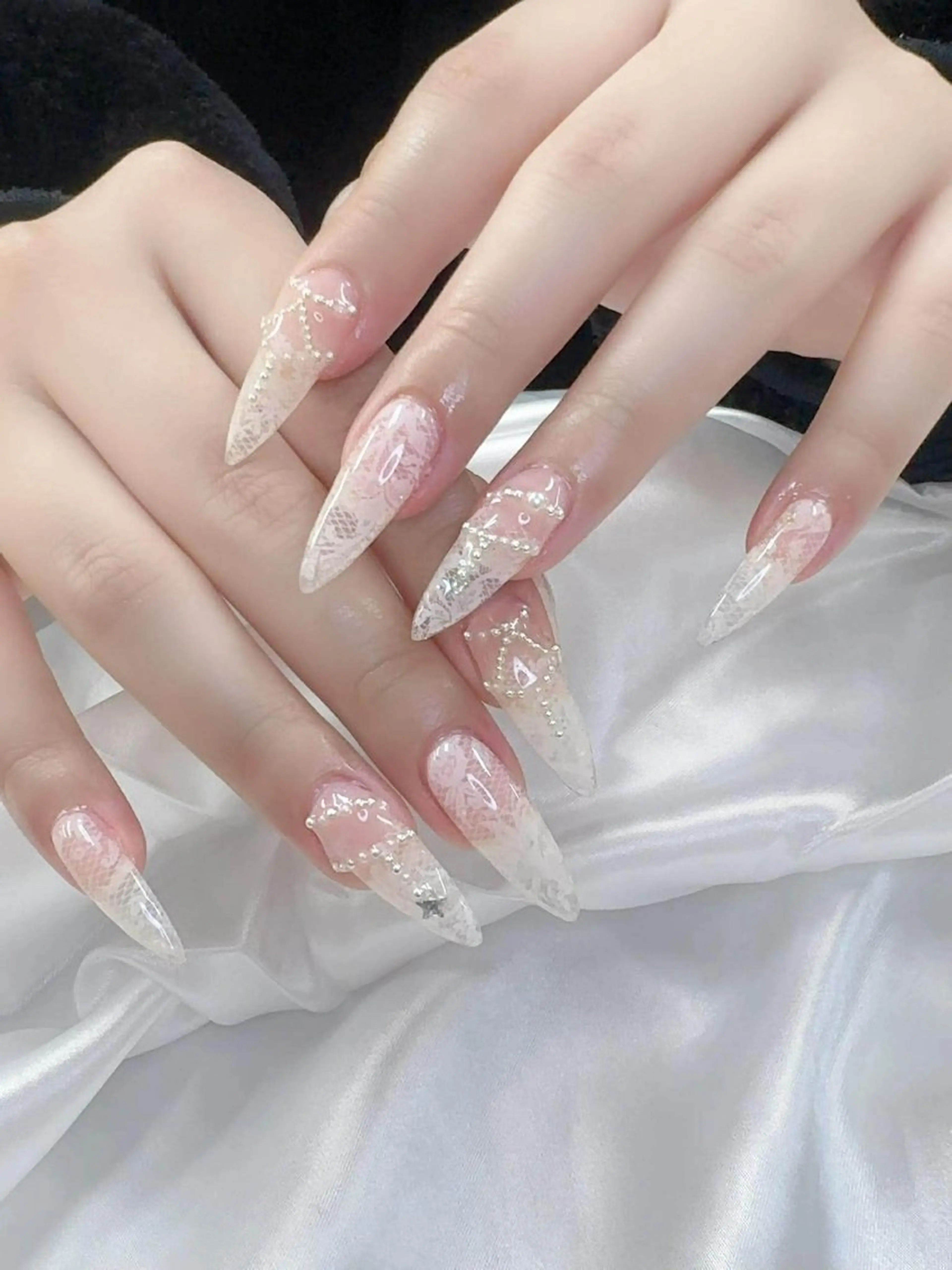 ネイル 桜ネイル フレンチネイル グラデーション 韓国ネイル マグネットネイル Squeen Nailのネイルデザイン
