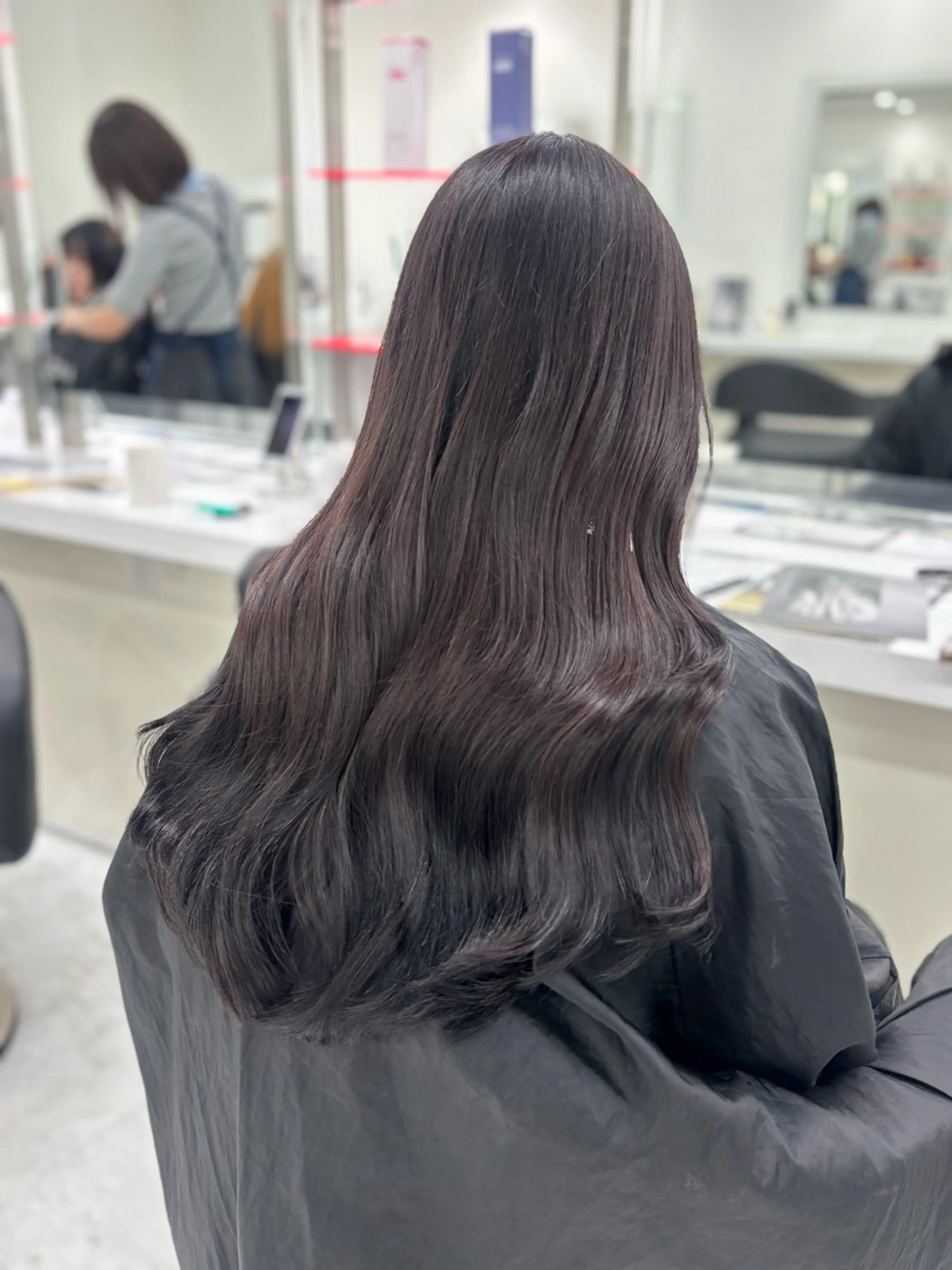 ロング カット ヘアカラー トリートメント ヘッドスパ ヘアセット まろっと艶感ブラウン ベージュ🤍まなかのヘアスタイル
