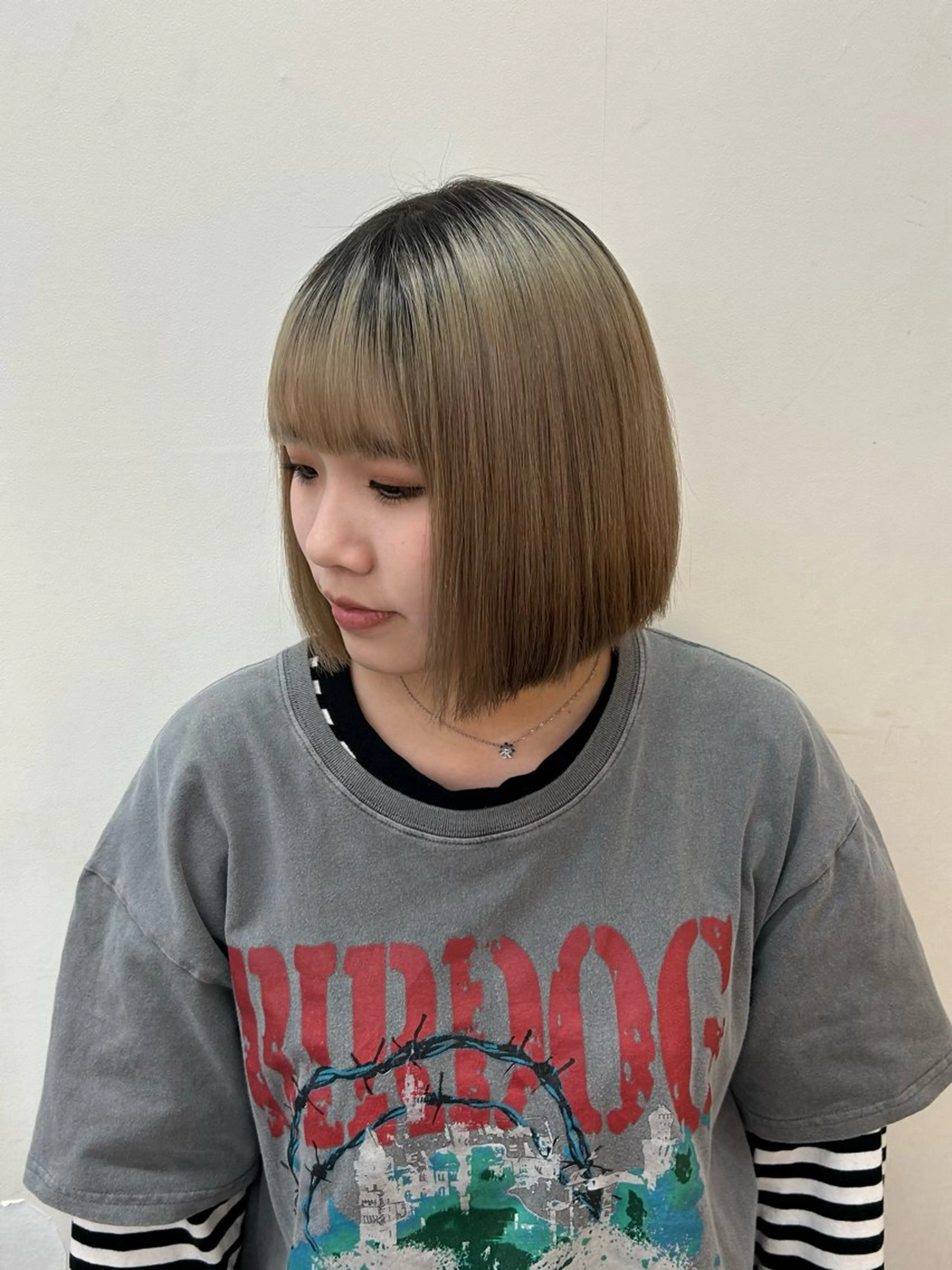 ミディアム カット the　hinc所属・ひな🐥 ボブ/ハイトーン🫧のヘアスタイル