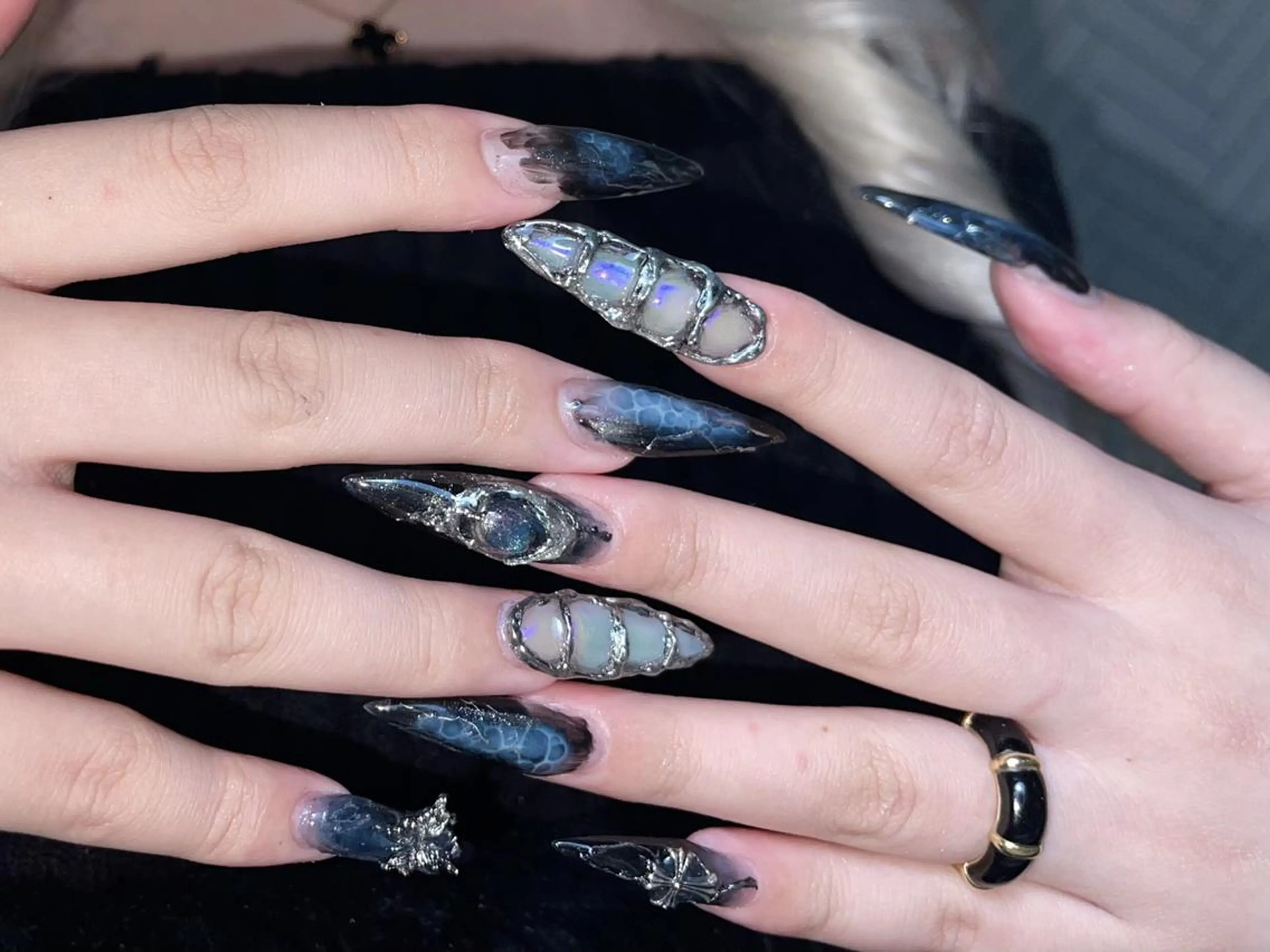 ネイル 🦋y y Nail 🤍のネイルデザイン