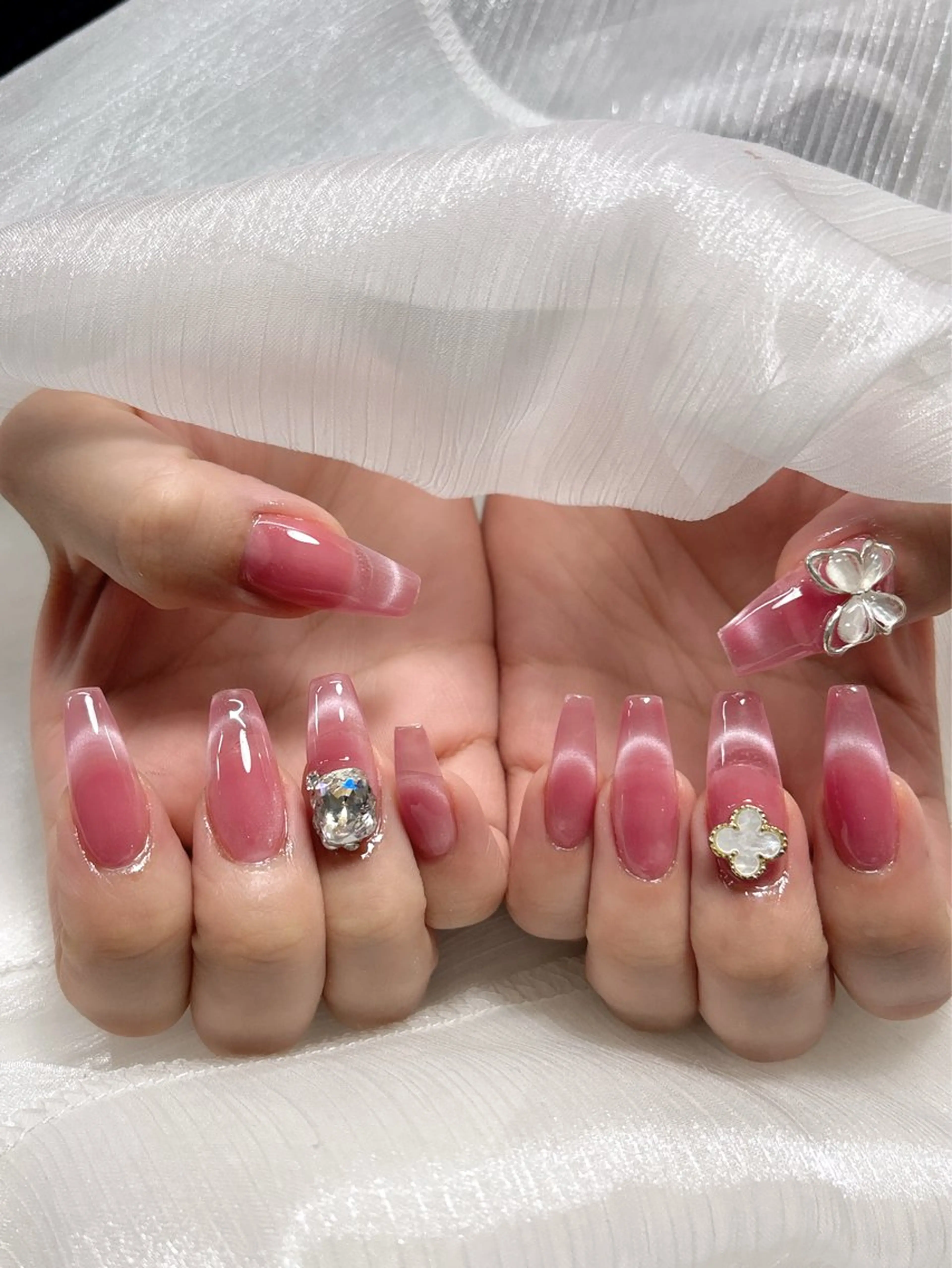 ネイル W&nail  slon所属・W·mai nail 関内のネイルデザイン