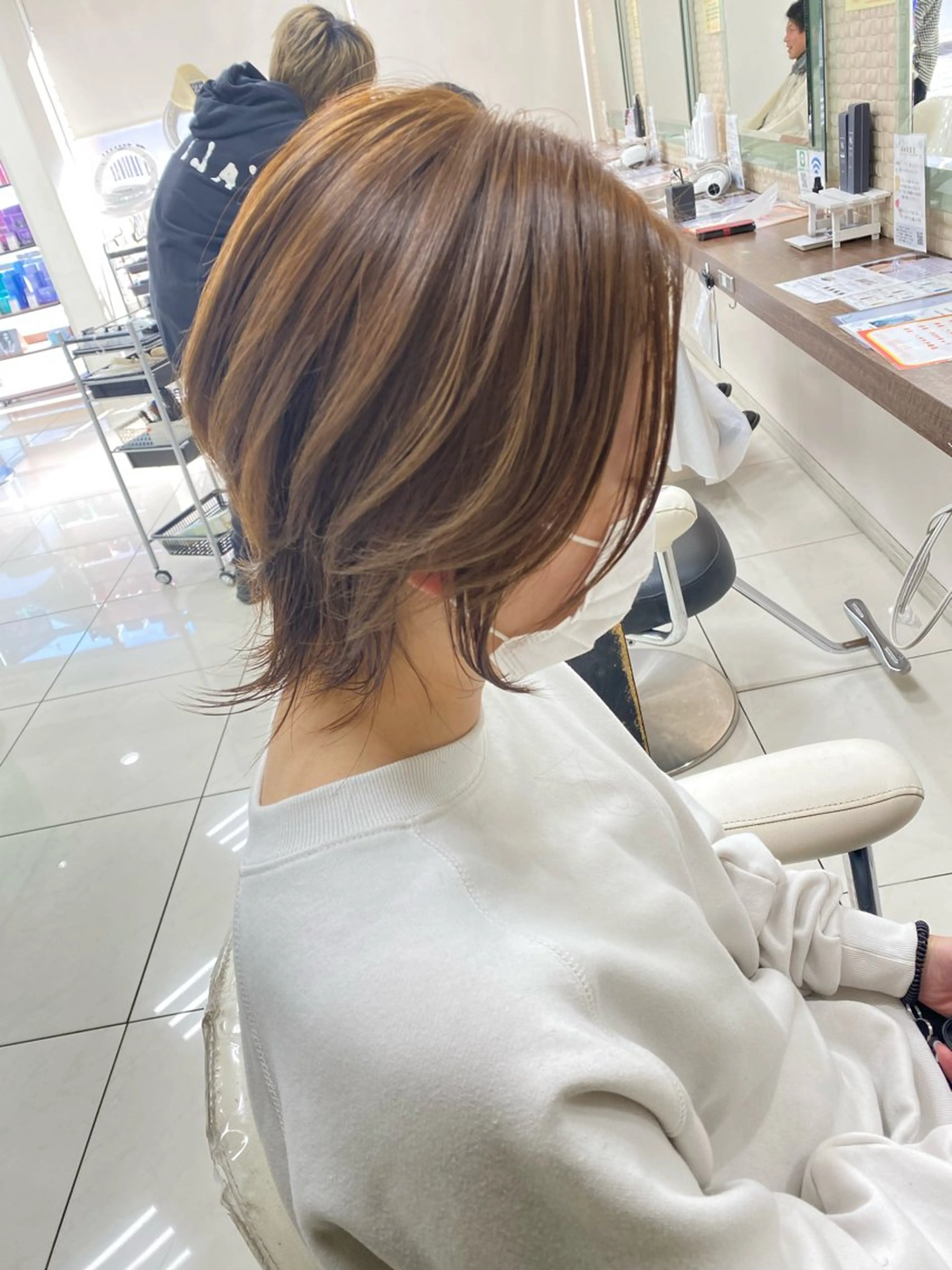 ミディアム ハイライト カット ヘアカラー 髪質改善カラー/店長 宮内秀峰のヘアスタイル