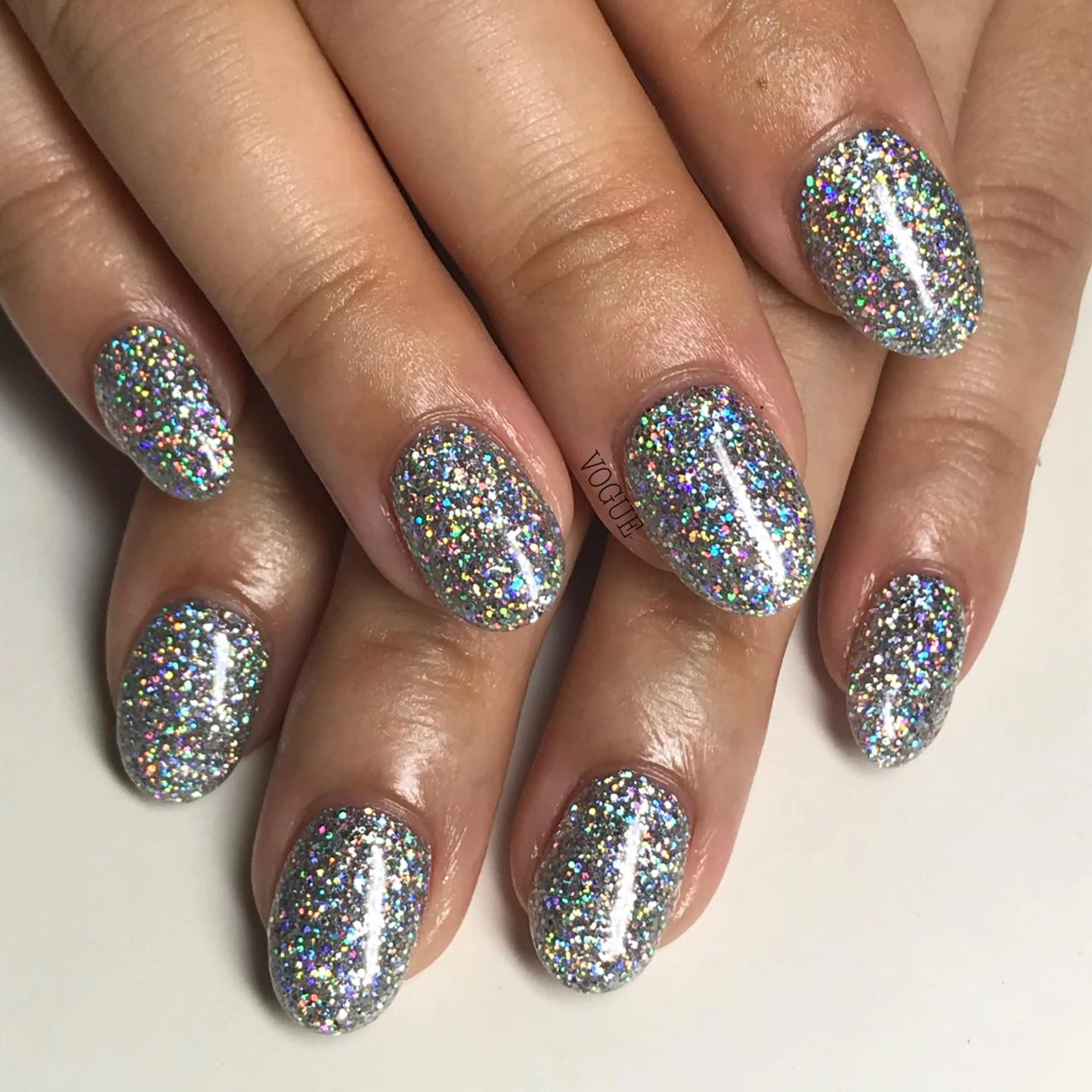 ネイル VOGUE ×SWANのネイルデザイン