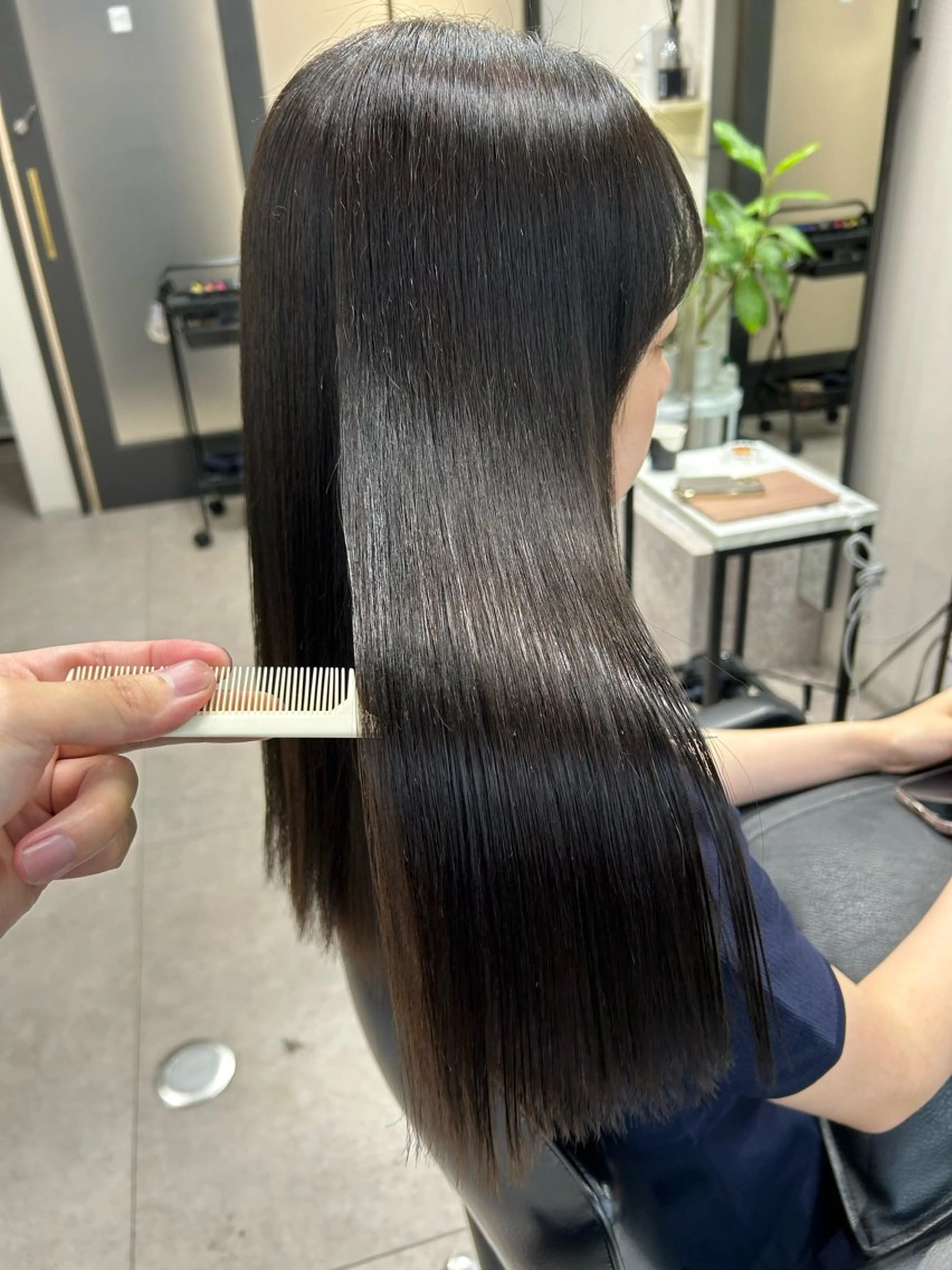 ロング カラー カット 縮毛矯正 トリートメント 髪質改善will hairdesignのヘアスタイル