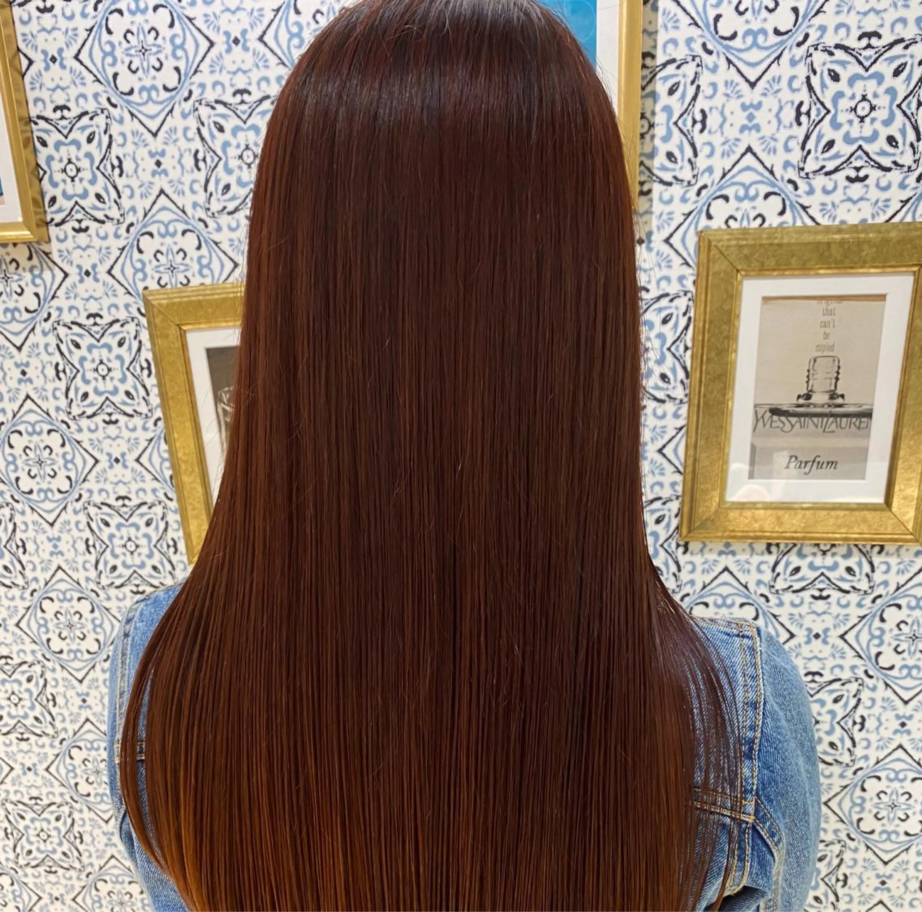 ロング カラー レッドカラー ロング カット ヘアカラー トリートメント ツヤ髪になりたい方へ 🩷柴田知亜希のヘアスタイル