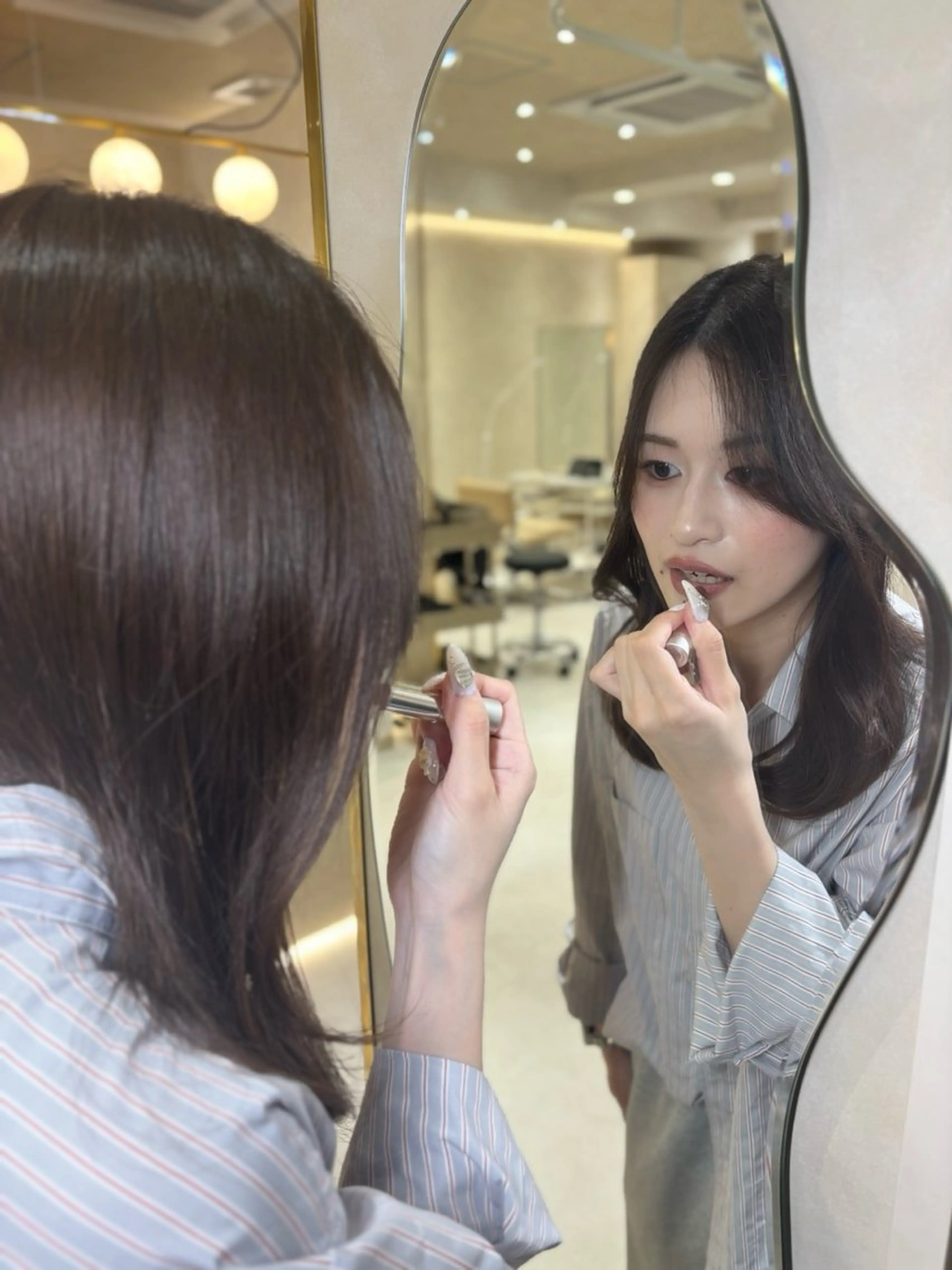 ミディアム りほ/顔周りカット/ レイヤーカットのヘアスタイル