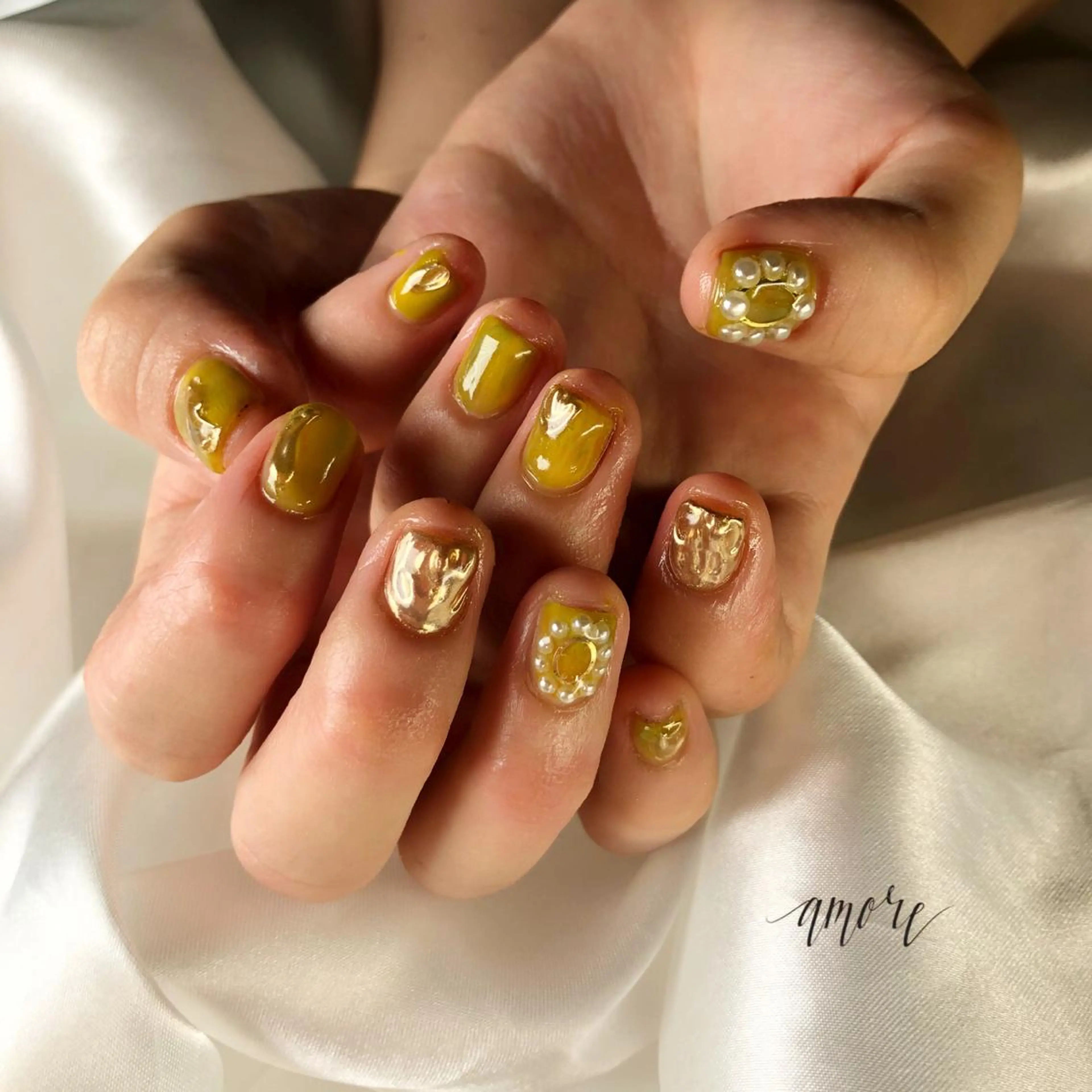 ネイル ジェルネイル 氷ネイル・うるうるネイル マグネットネイル ミラーネイル ニュアンスネイル You kyehwaのネイルデザイン