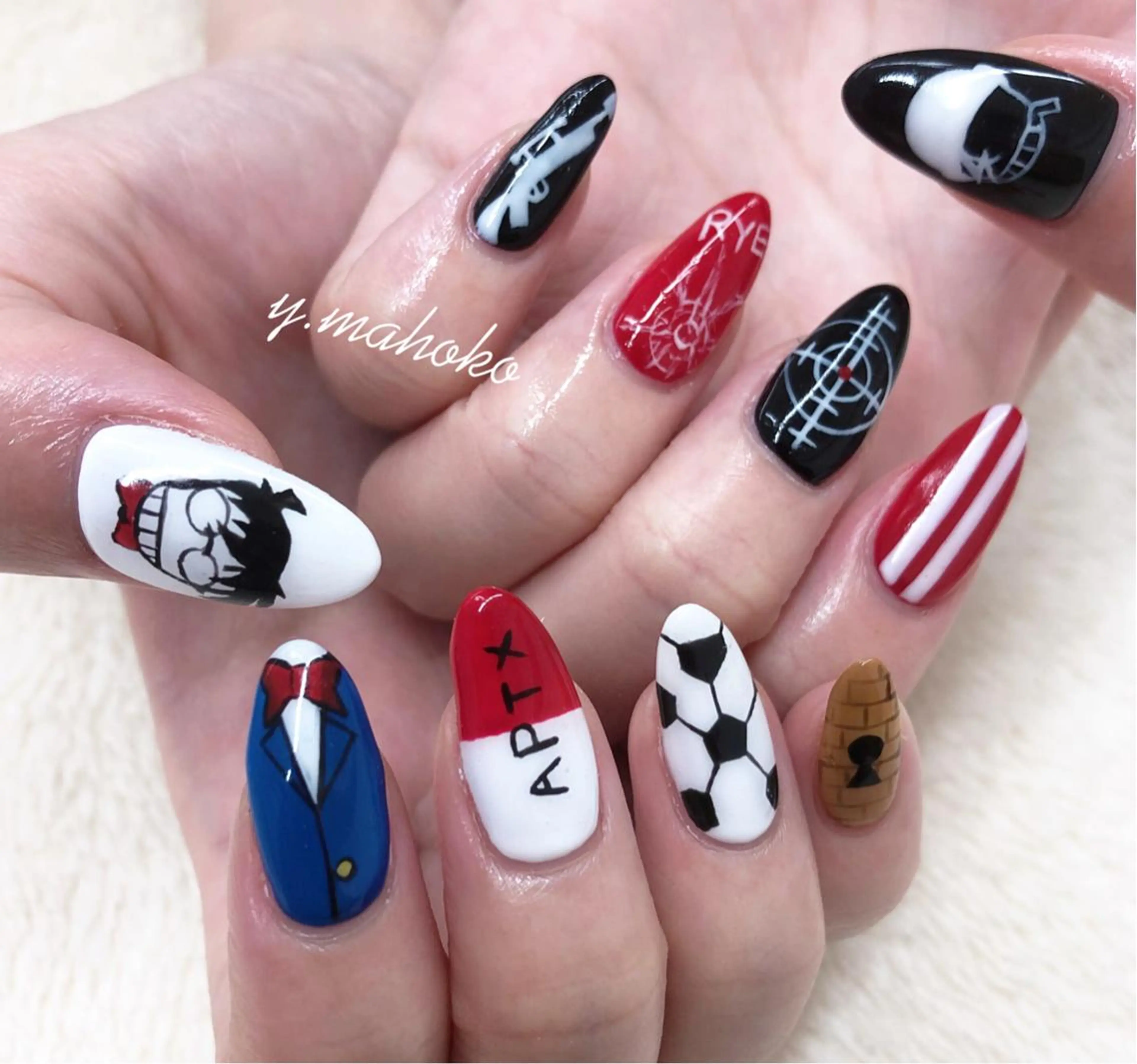ネイル アートネイル 赤色 ハンドネイル She nail studio 原宿所属・パラジェル有/ スカルプ/mahoのネイルデザイン