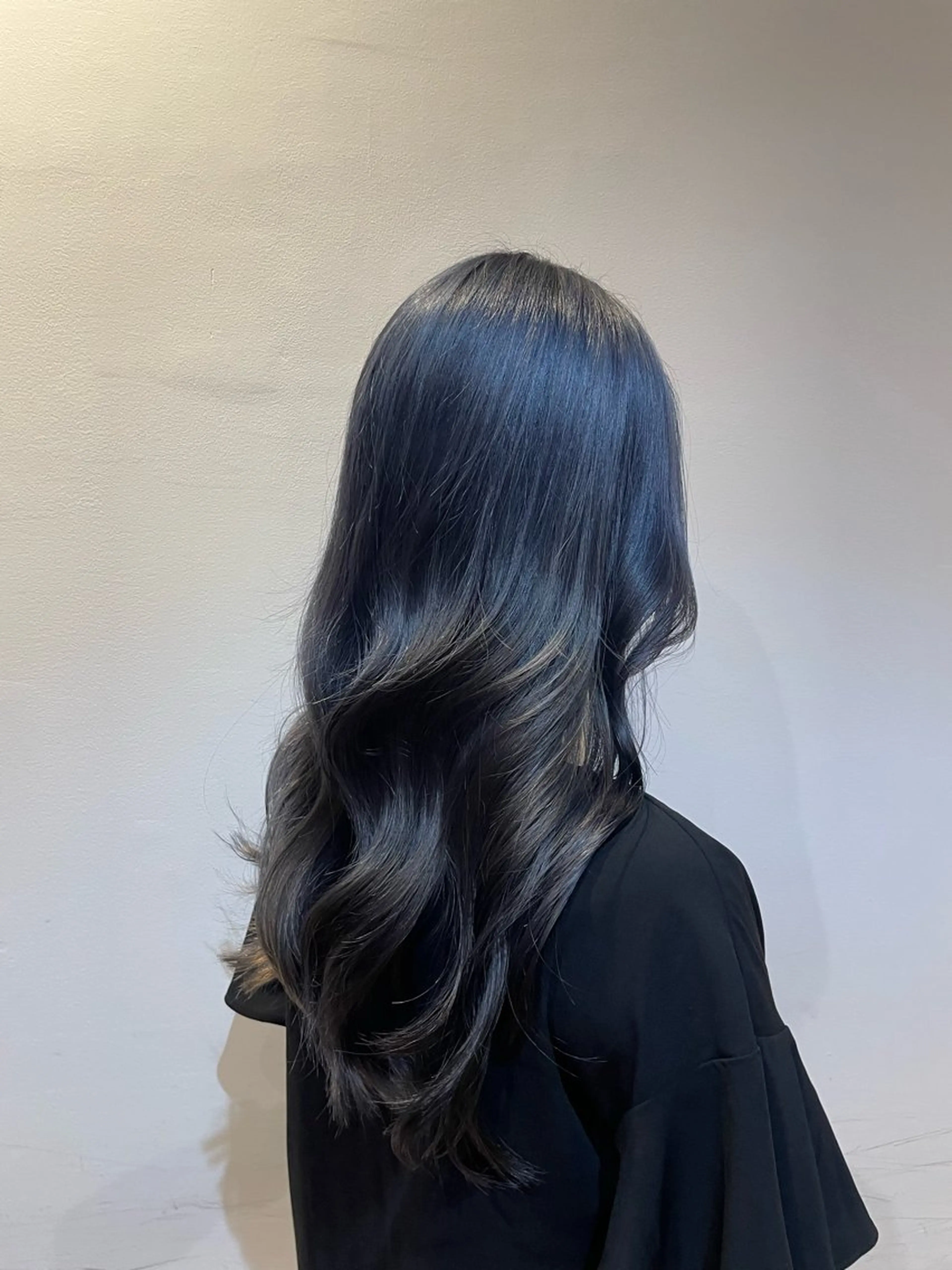 カラー 三宅 凜佳のヘアスタイル