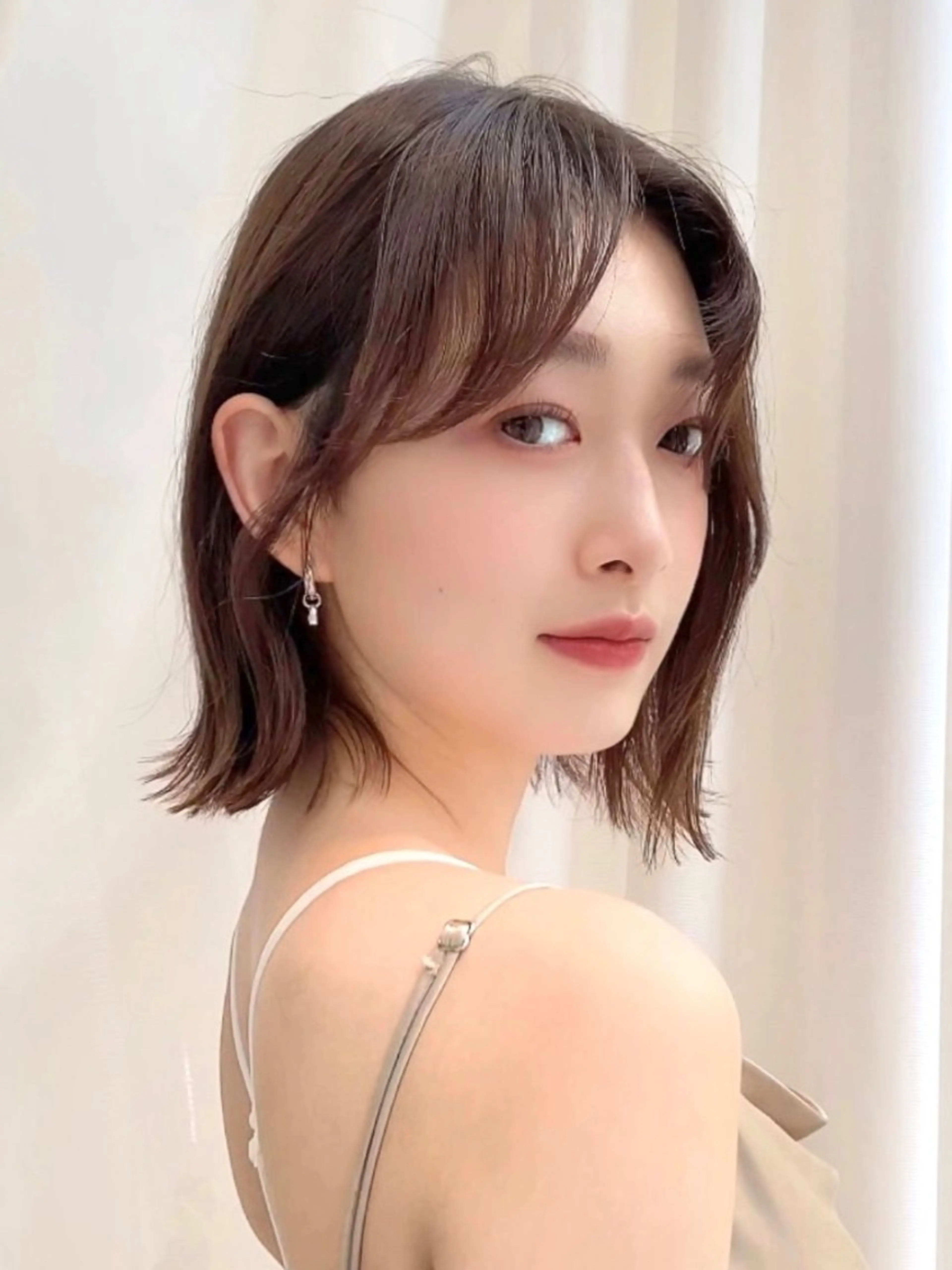 ミディアム カラー パーマ ヘアアレンジ 小野寺瑞希 /最小顔カットのヘアスタイル