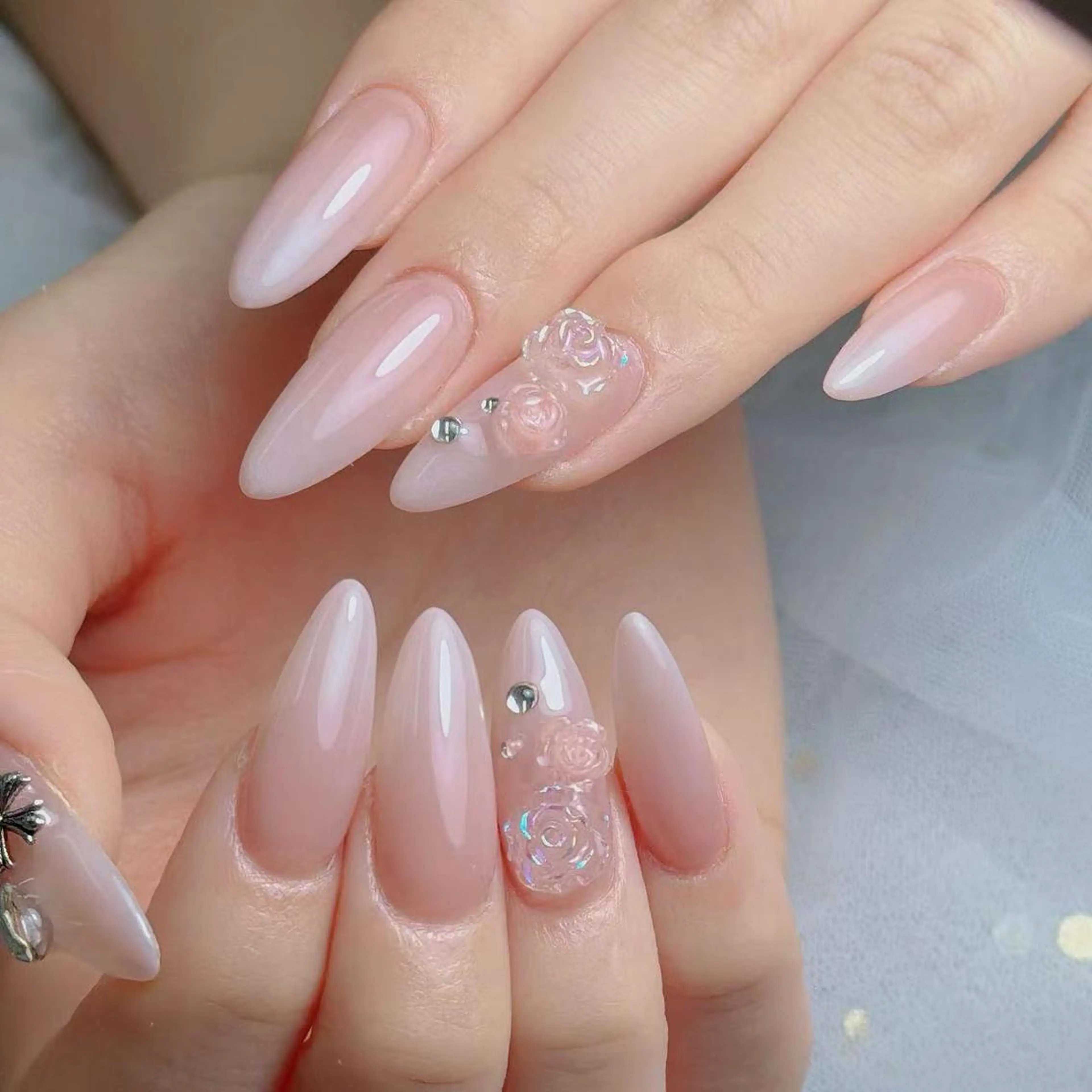 ネイル queensnail 🧸mikiのネイルデザイン