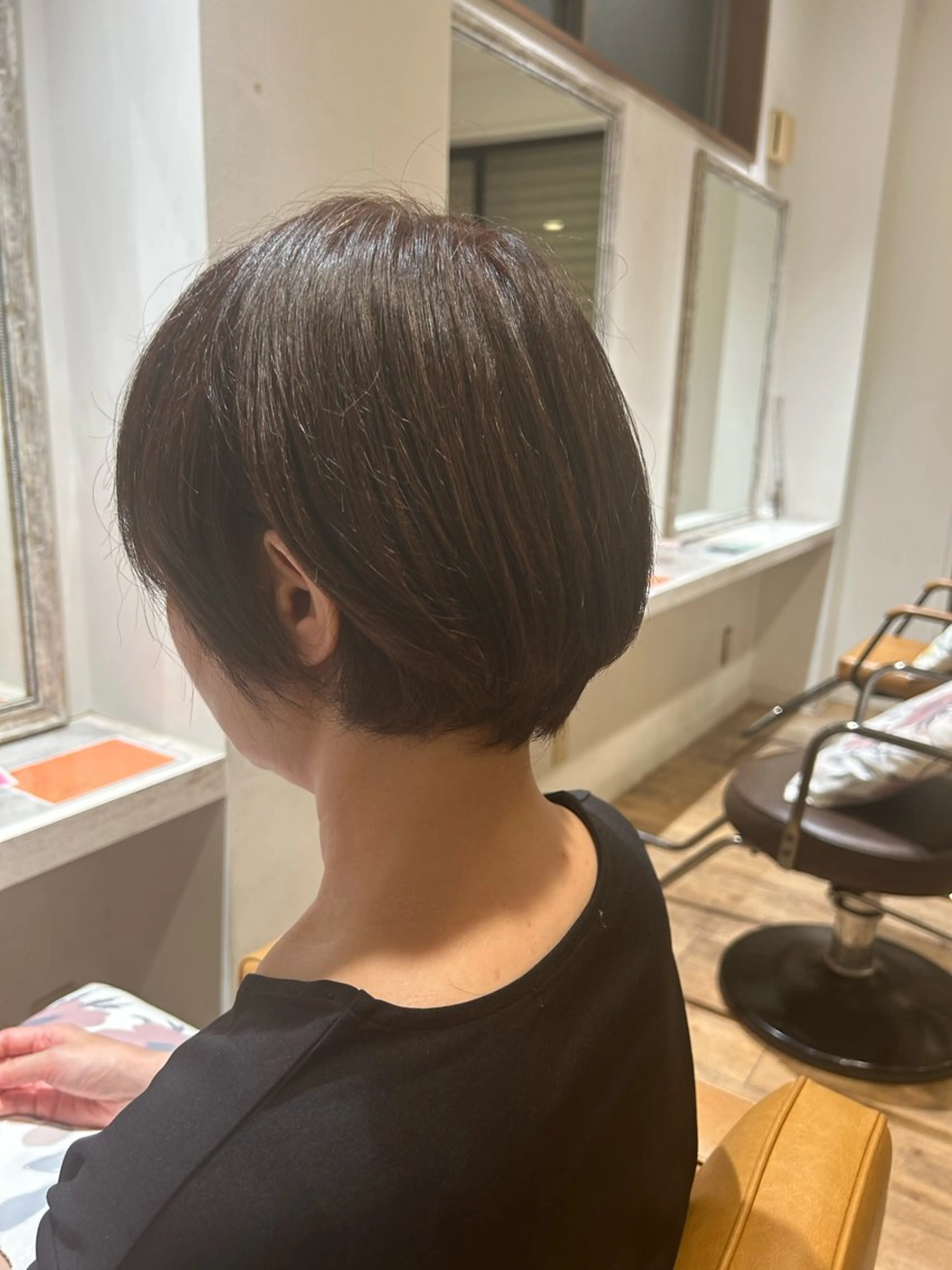 ショート カラー えのはら まおのヘアスタイル