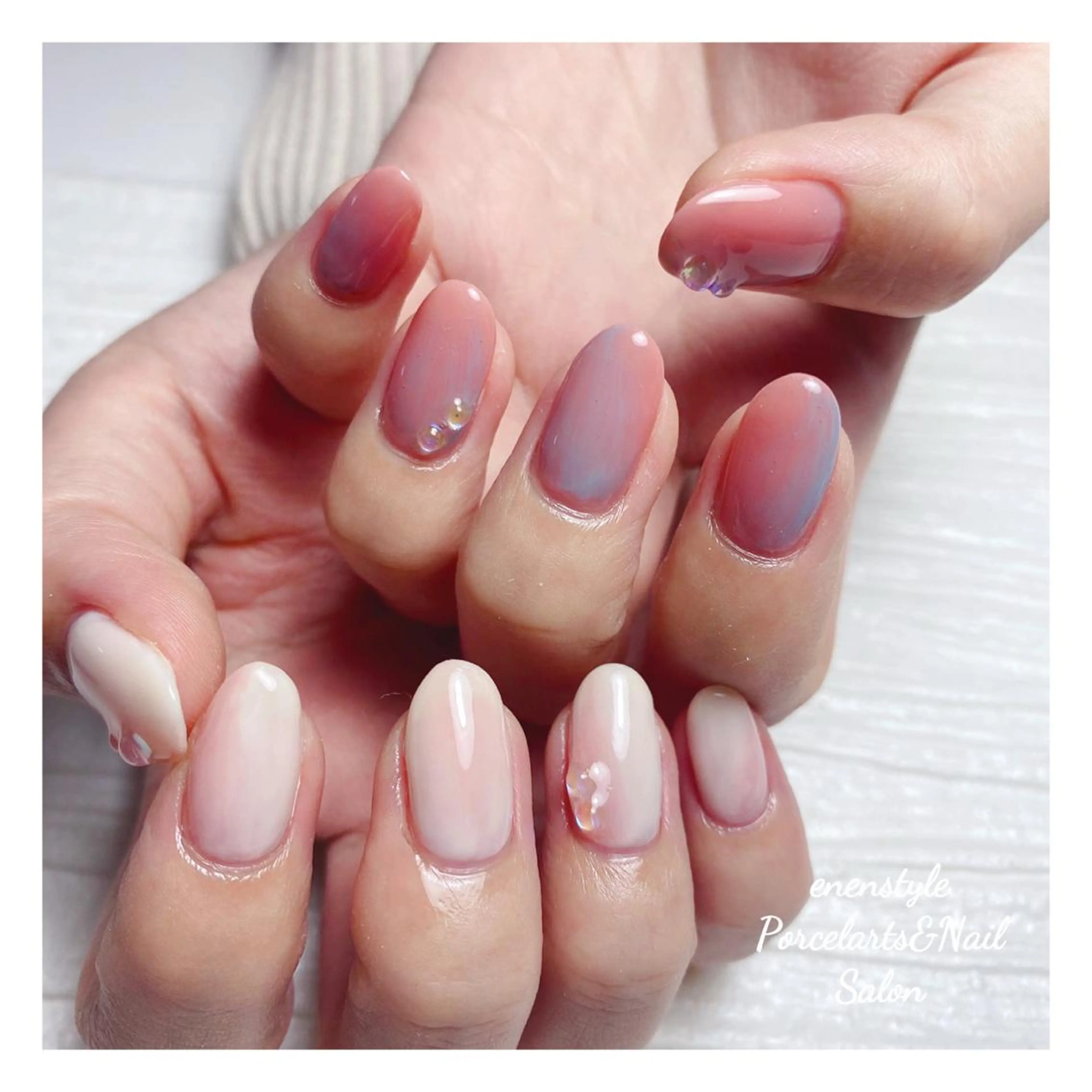 ミディアム ネイル 👑enen style👑のネイルデザイン