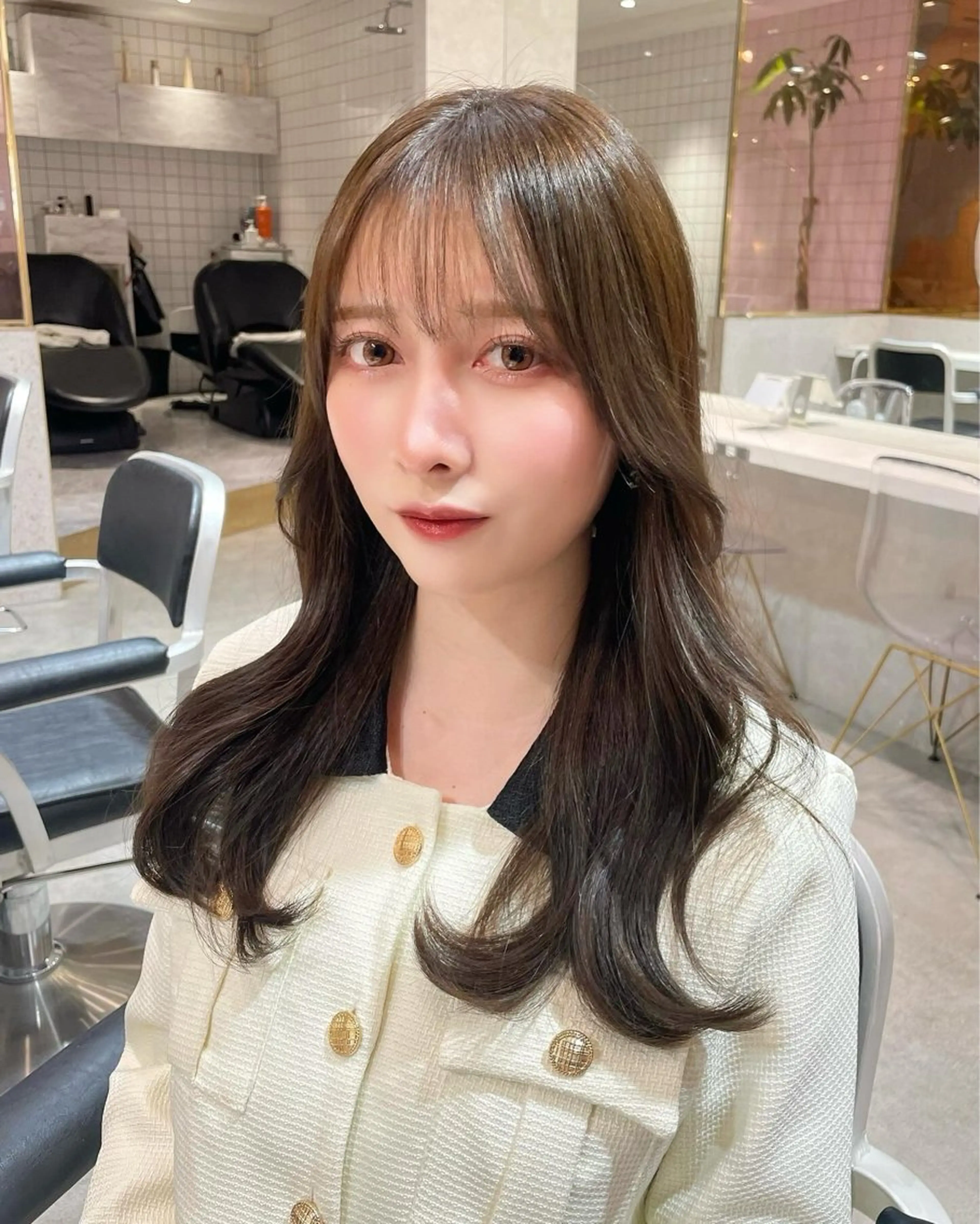 セミロング カラー ベージュカラー ブリーチ 透明感カラー ダブルカラー グレージュ 韓国ヘア🤍顔周り/ 髪質改善✨/林遼一郎のヘアスタイル