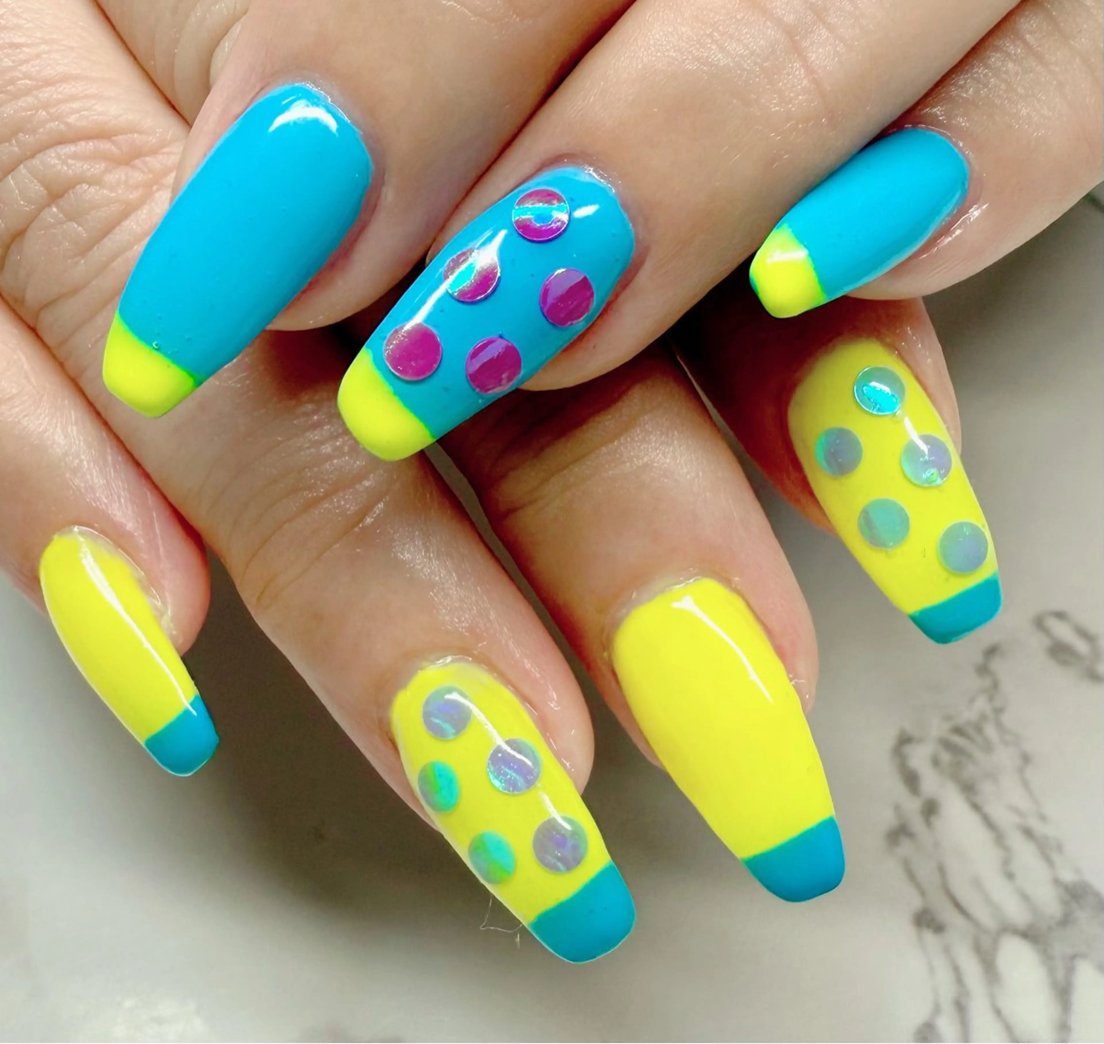 ネイル アートネイル チークネイル フレンチネイル 氷ネイル・うるうるネイル キラキラネイル M.N_ nailのネイルデザイン