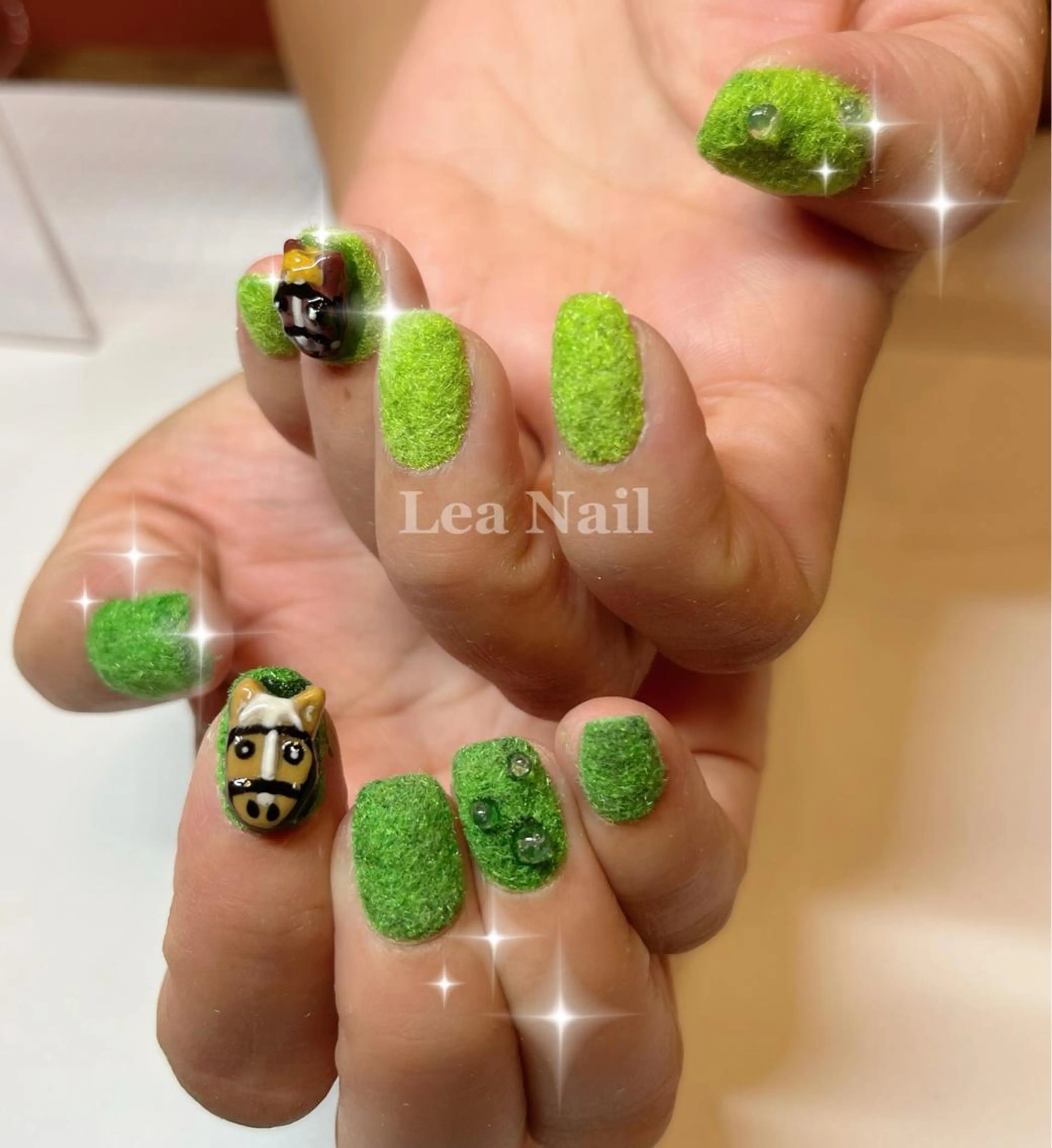 ネイル ハンドネイル Lea Nailのネイルデザイン