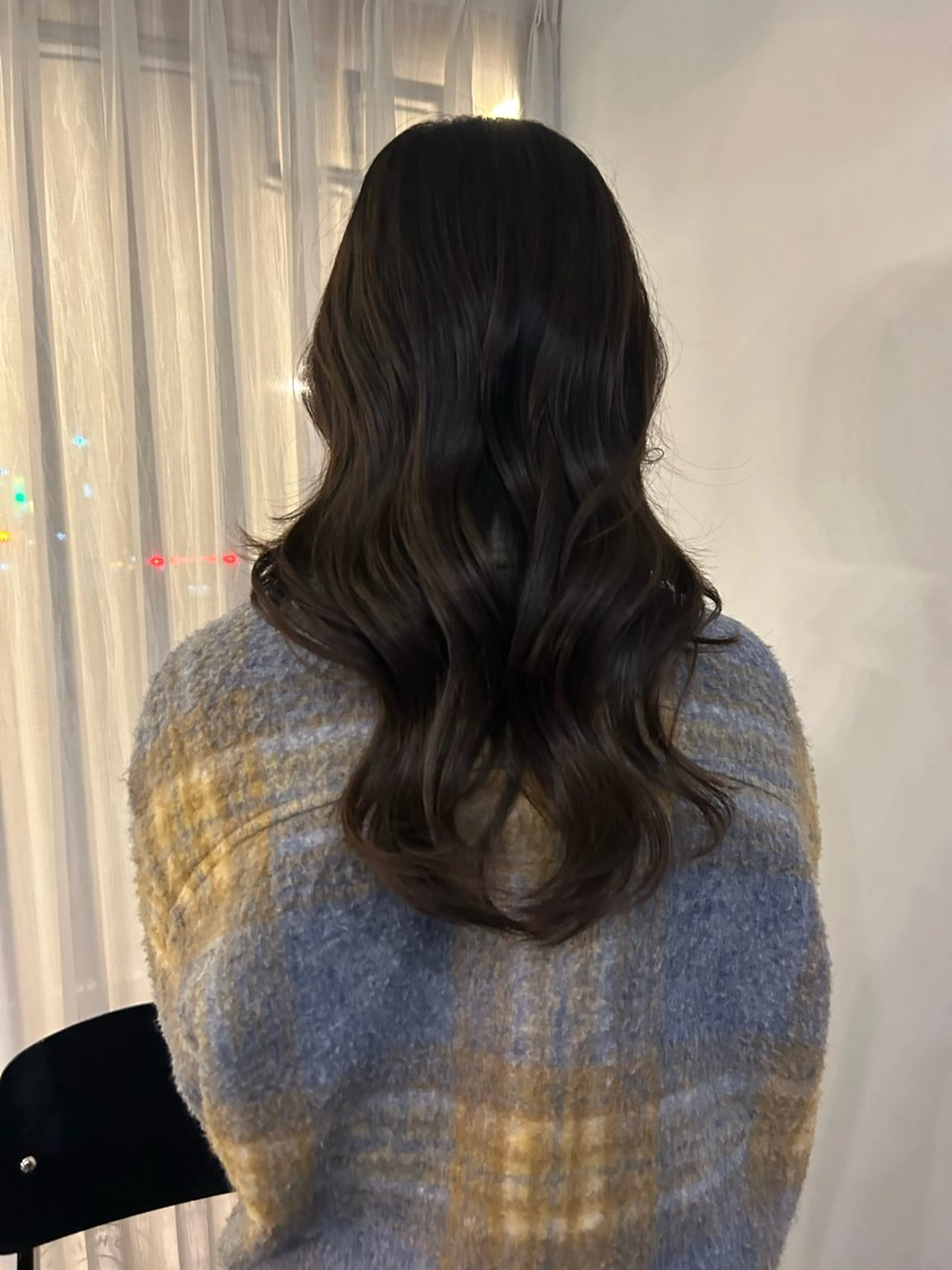 ロング COMEG HEAD 上乃裏所属・宮前 芽衣のヘアスタイル