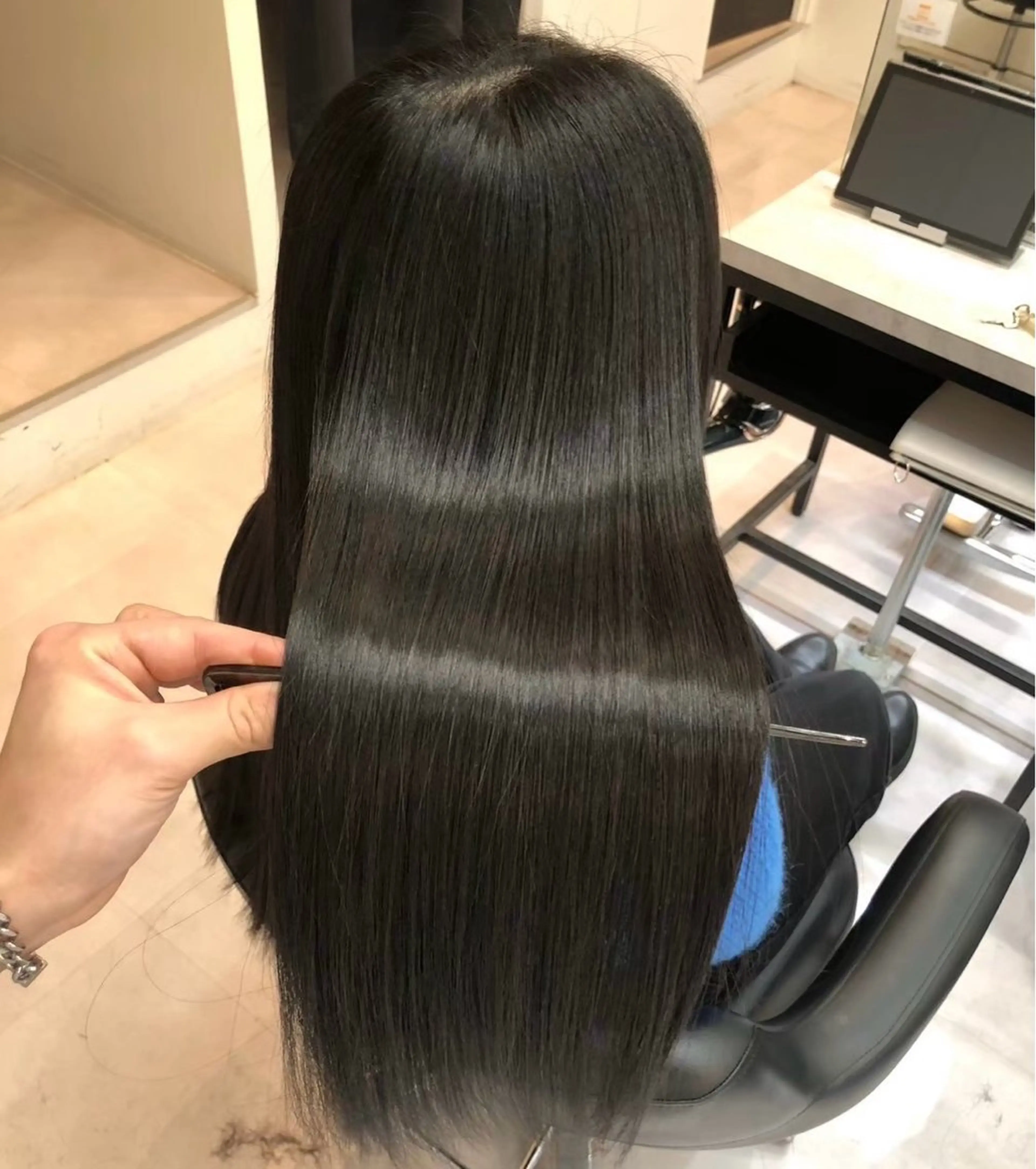 セミロング カラー ダークグレー ダークグレージュ グレージュ ヘアカラー トリートメント 🌙髪質改善カラー Momoka🦋のヘアスタイル