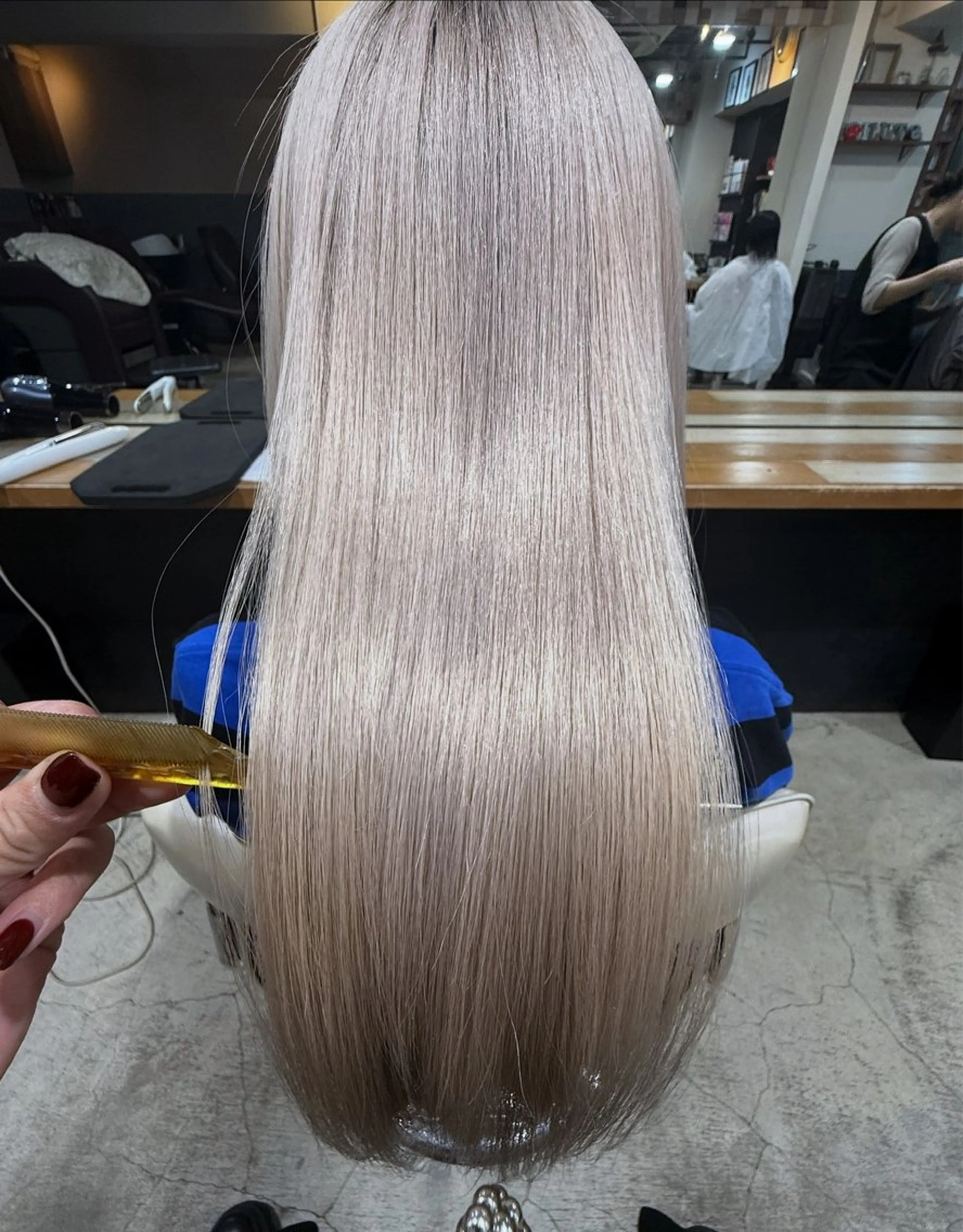 ブリーチ＋カラーの写真