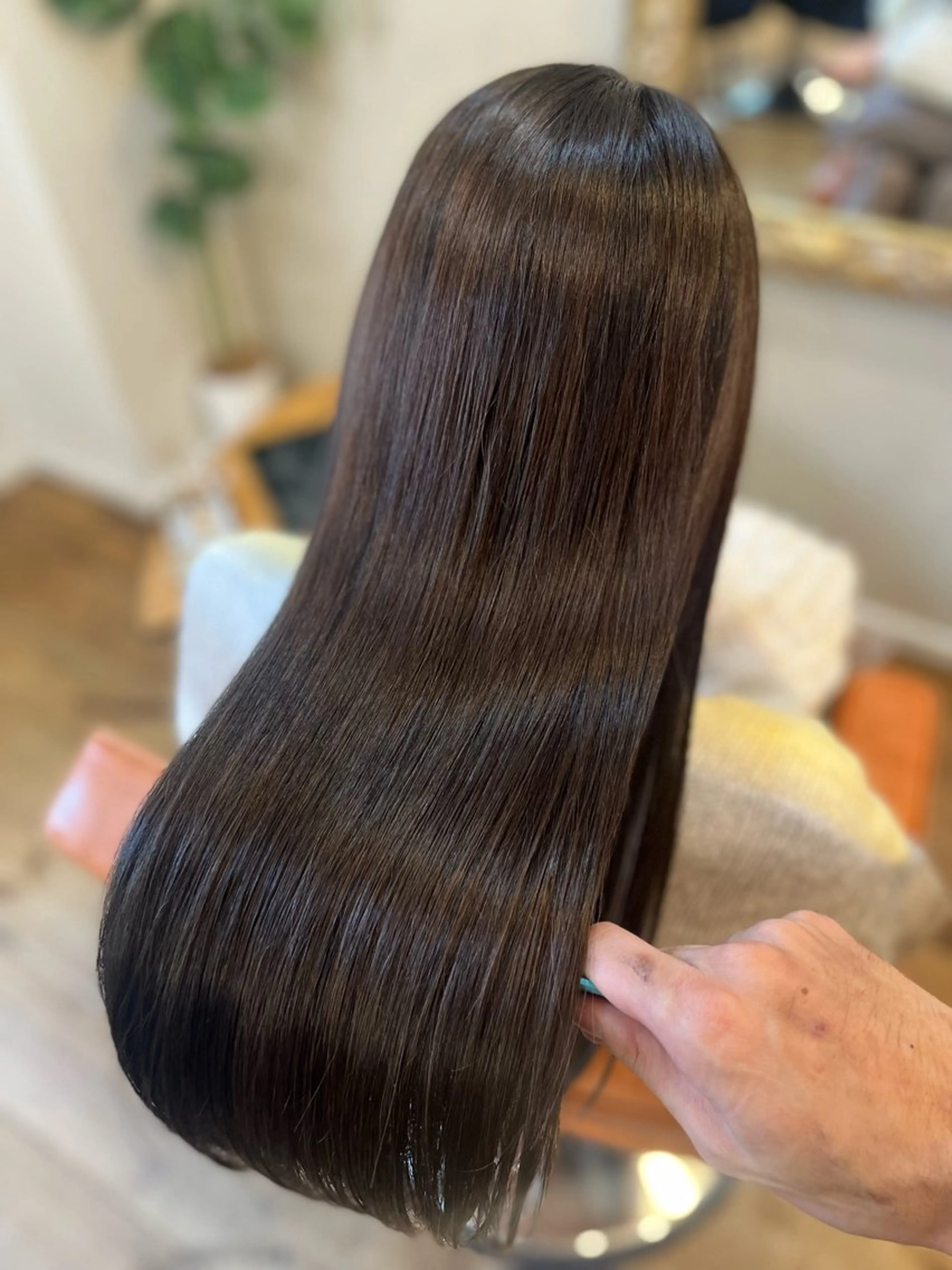 ロング ⚪️髪質改善 縮毛 店長 コウ⚪️のヘアスタイル